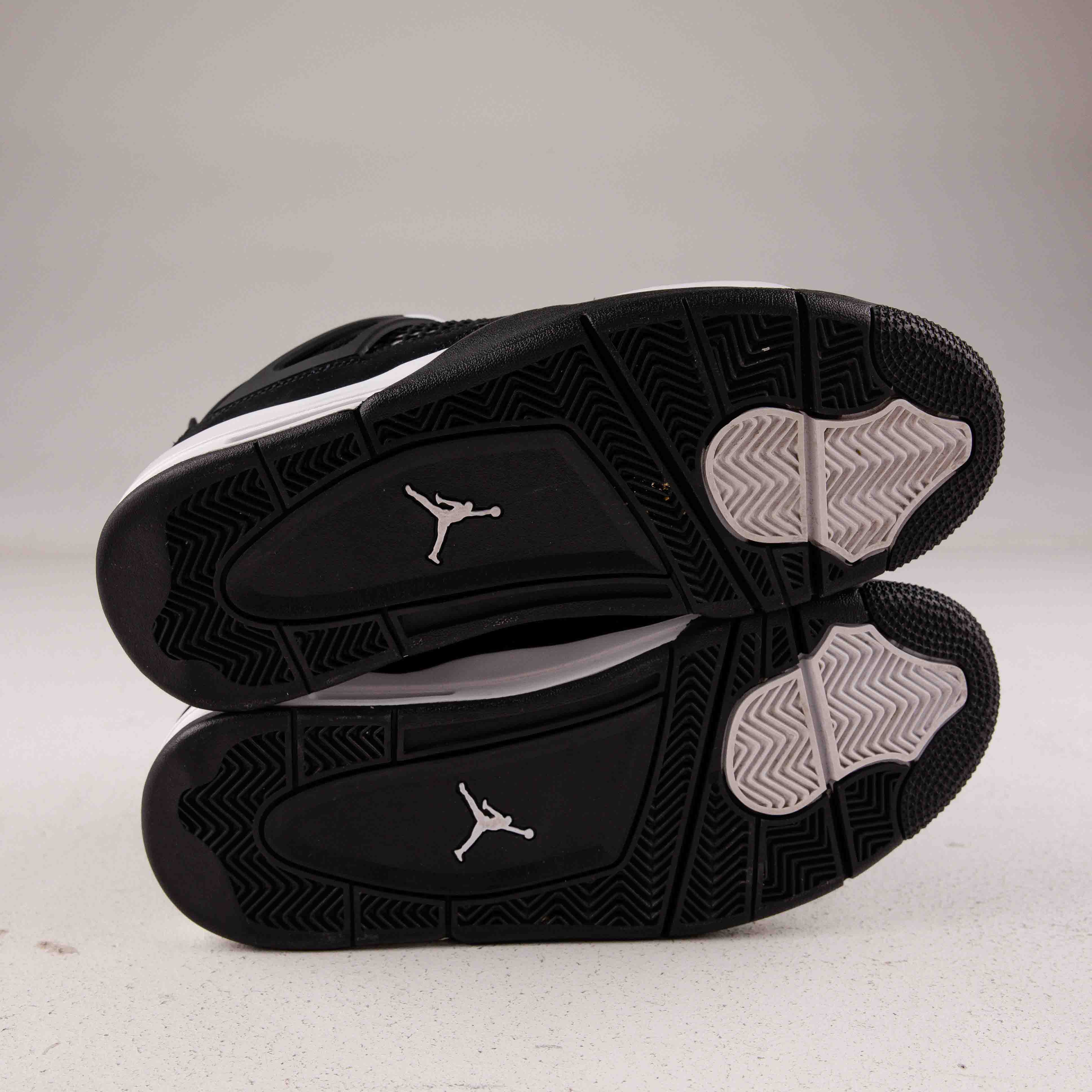 Jordan 4 Retro White Thunder - Used - 4092