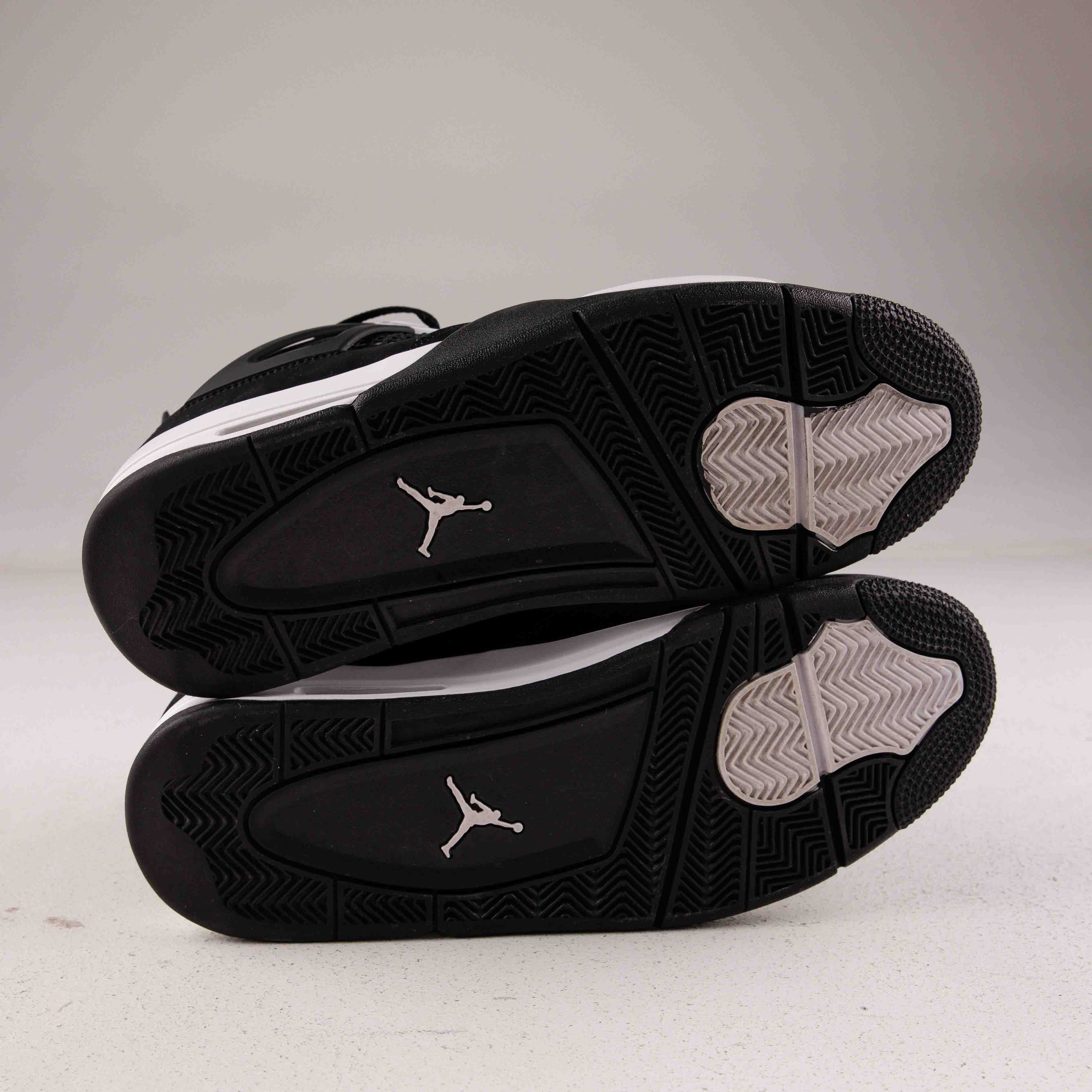 Jordan 4 Retro White Thunder - Used - 4097