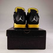 Jordan 4 Retro Thunder (2023) - Used - 4098
