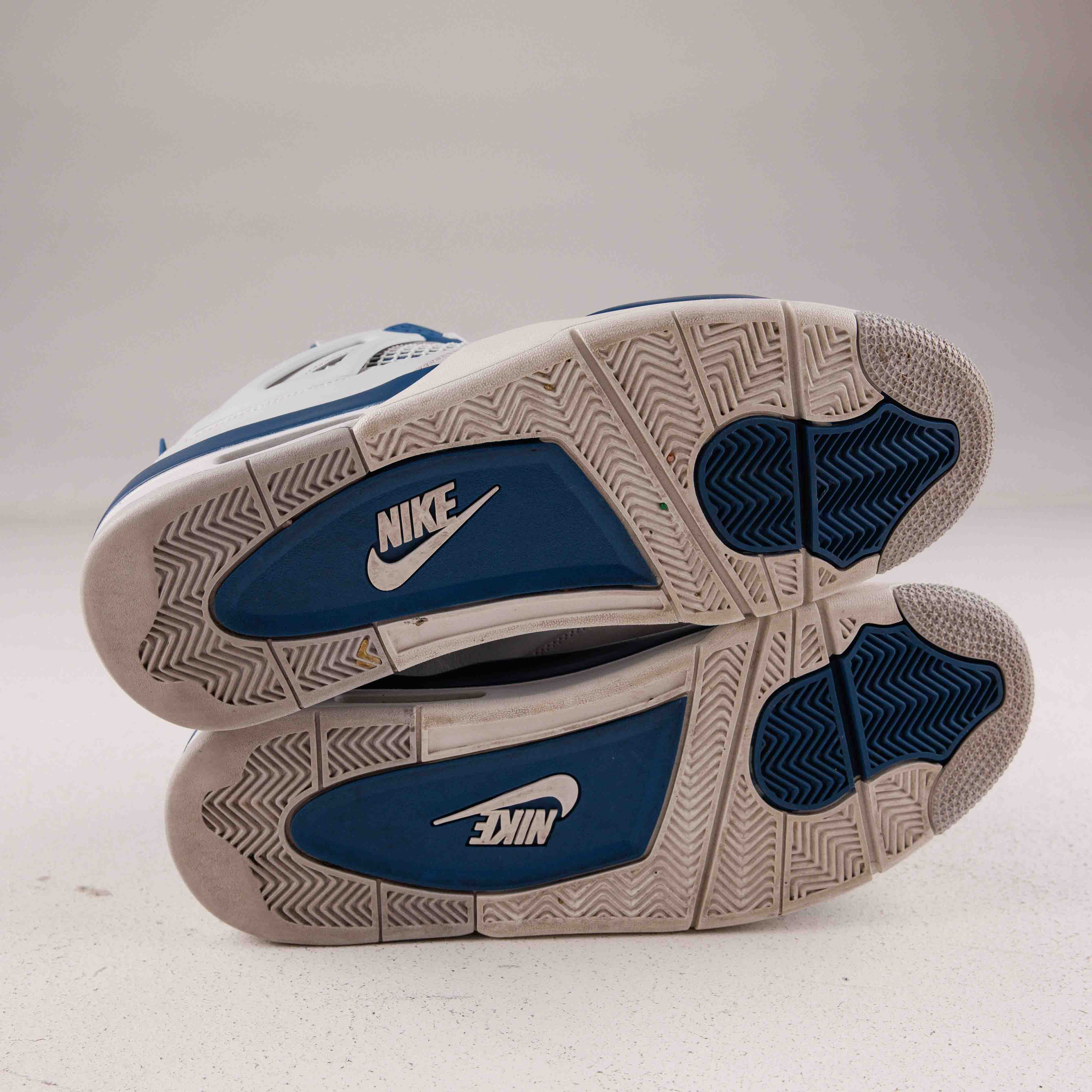 Jordan 4 Retro Military Blue (2024) - Used - 3545