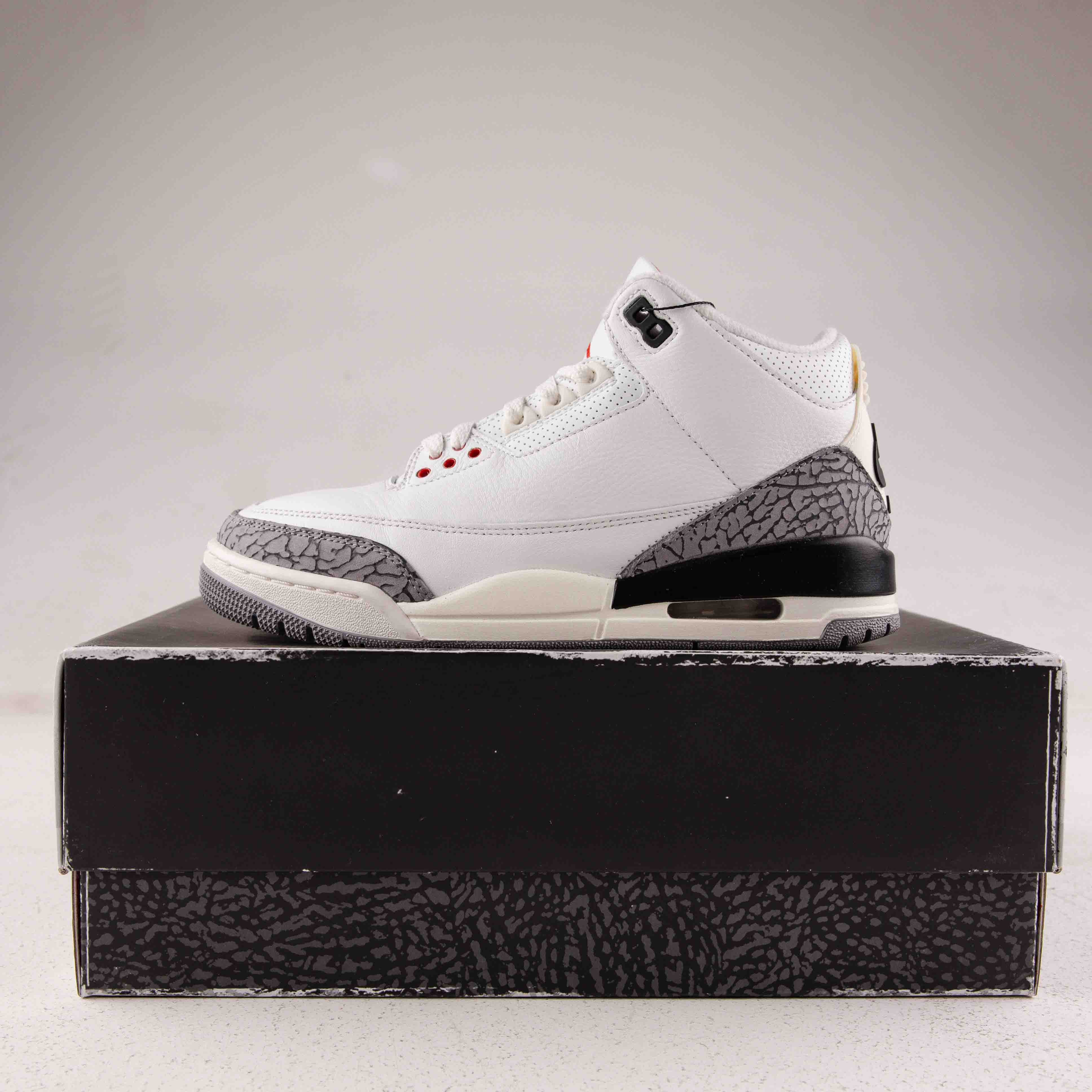 Jordan 3 Retro White Cement Reimagined - Used - 4104 - Common Hype