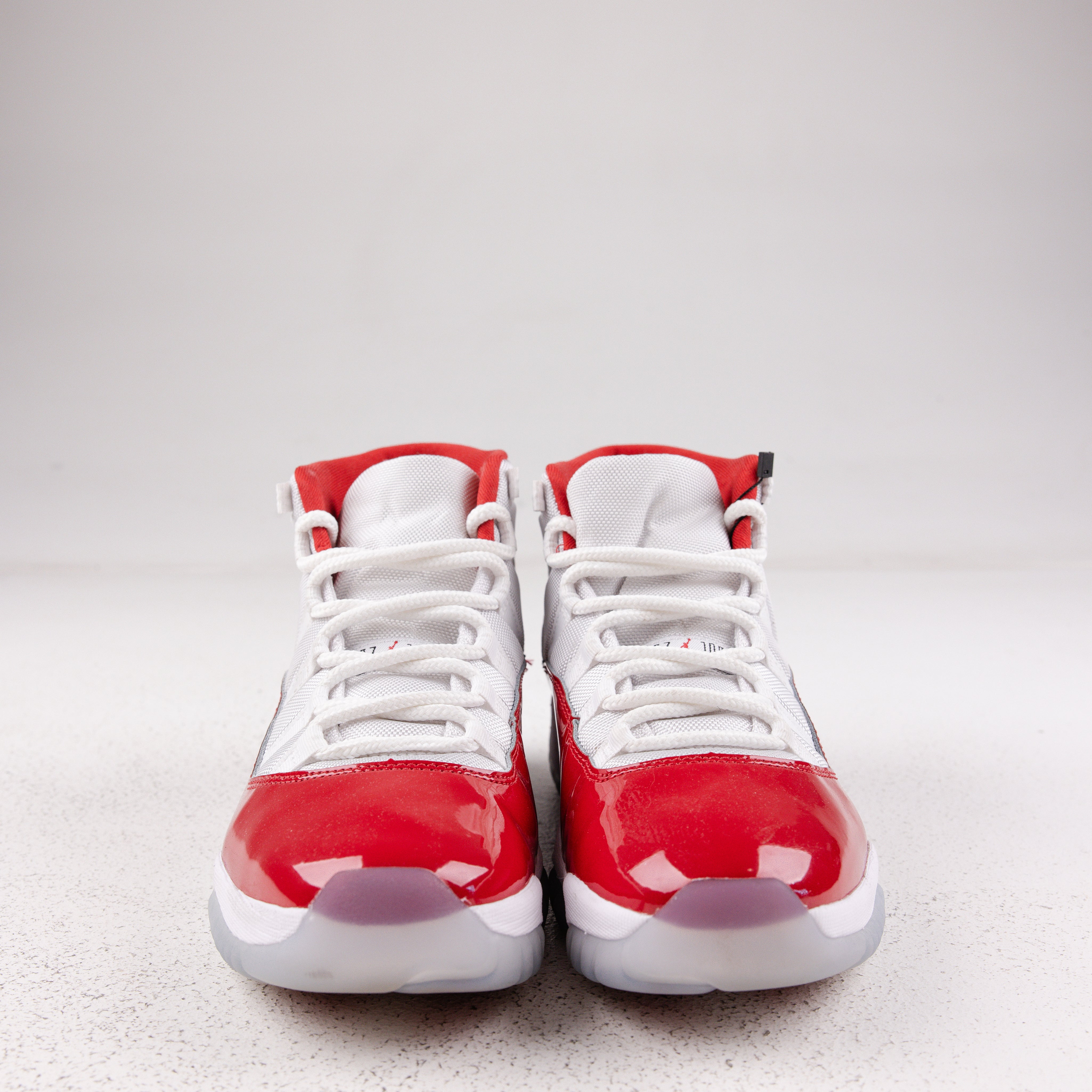 Jordan 11 Retro Cherry (2022) - Used - 4343