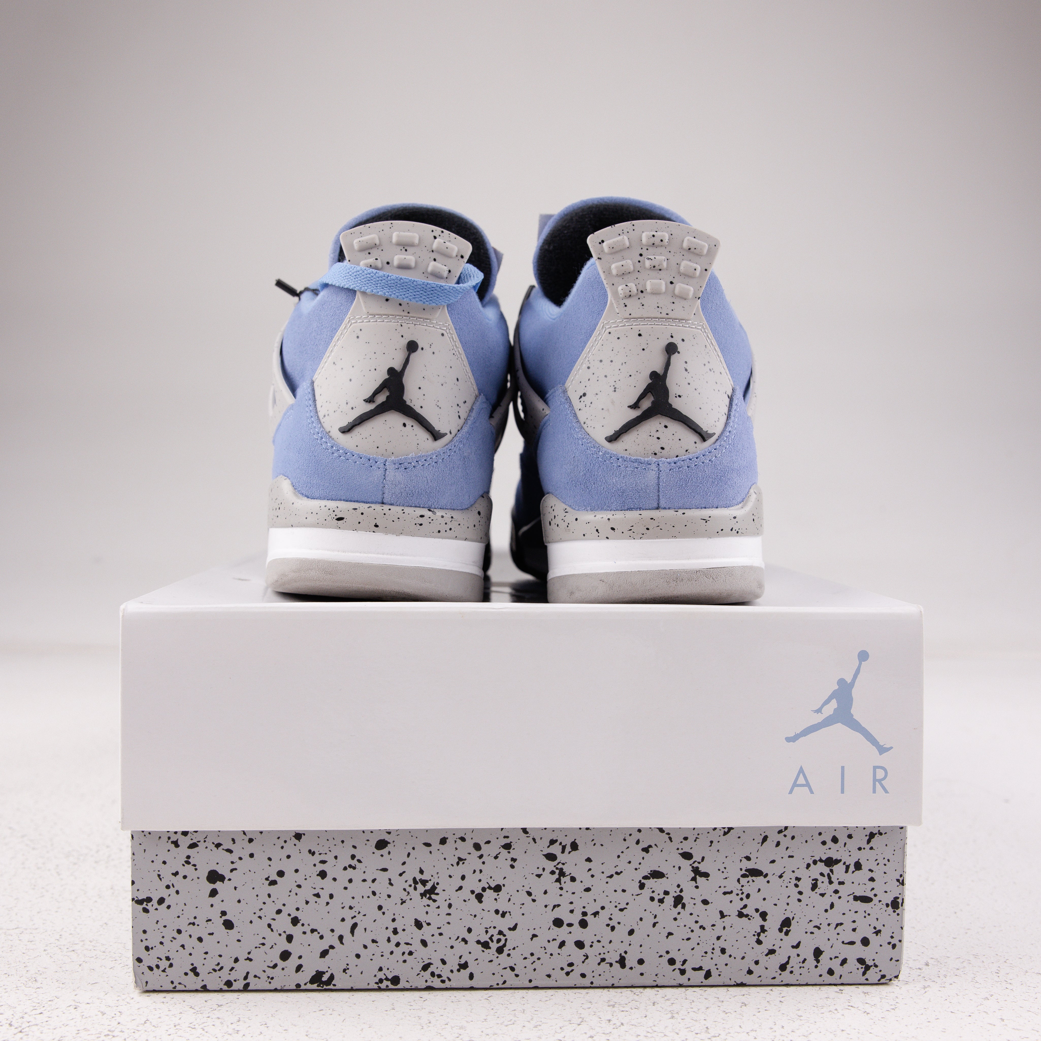 Jordan 4 Retro University Blue - Used - 3701