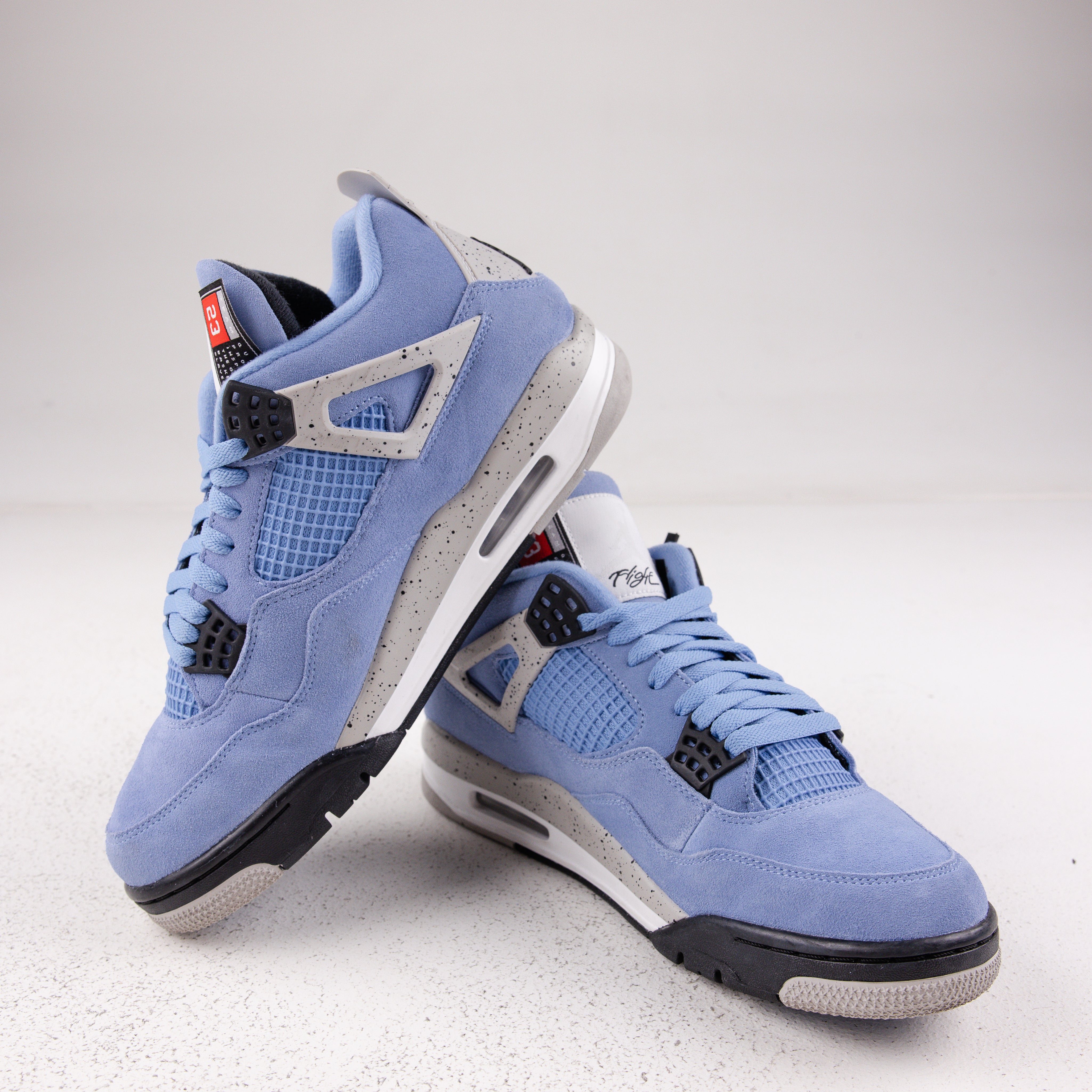 Jordan 4 Retro University Blue - Used - 3701