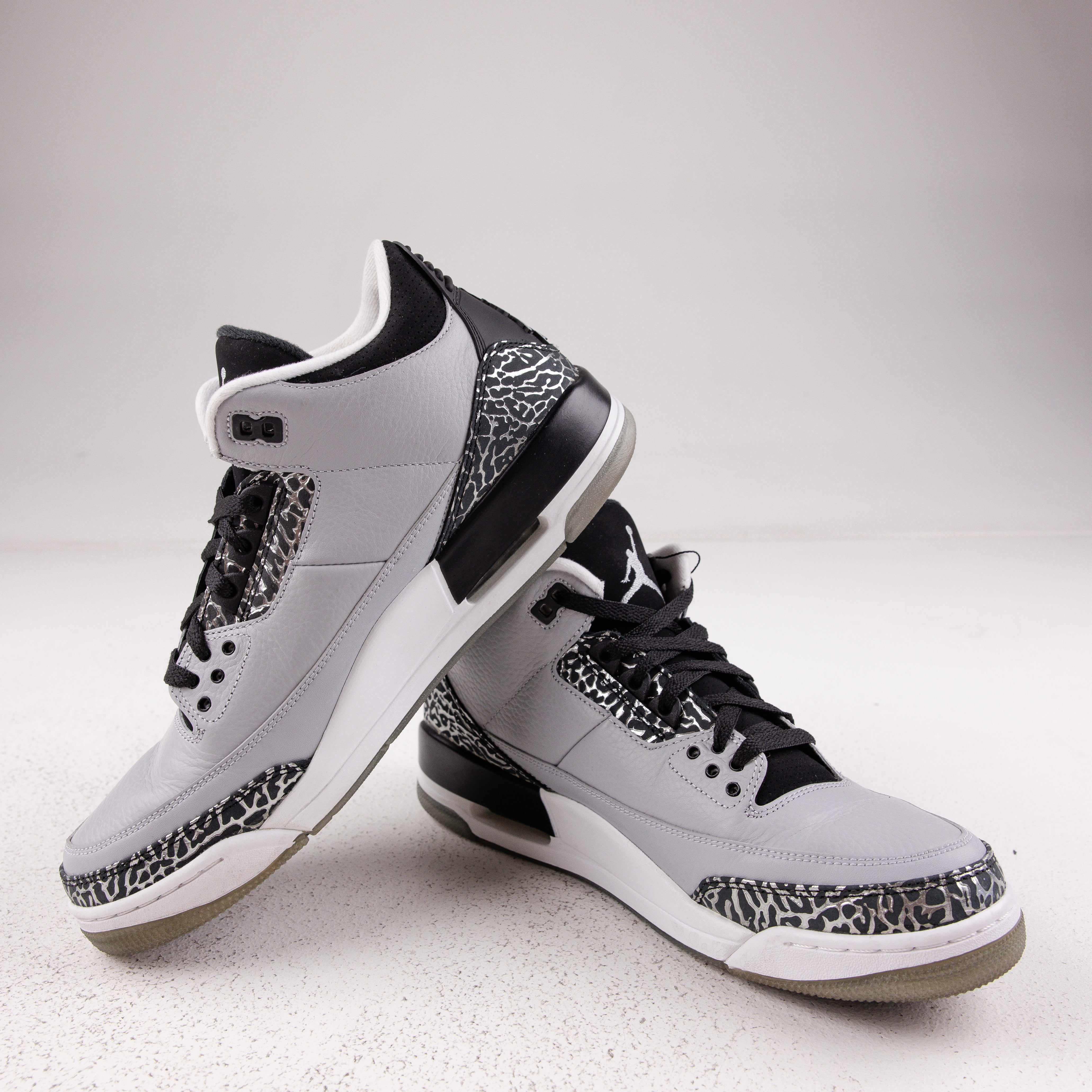 Jordan 3 Retro Wolf Grey - Used - 3702 – Common Hype