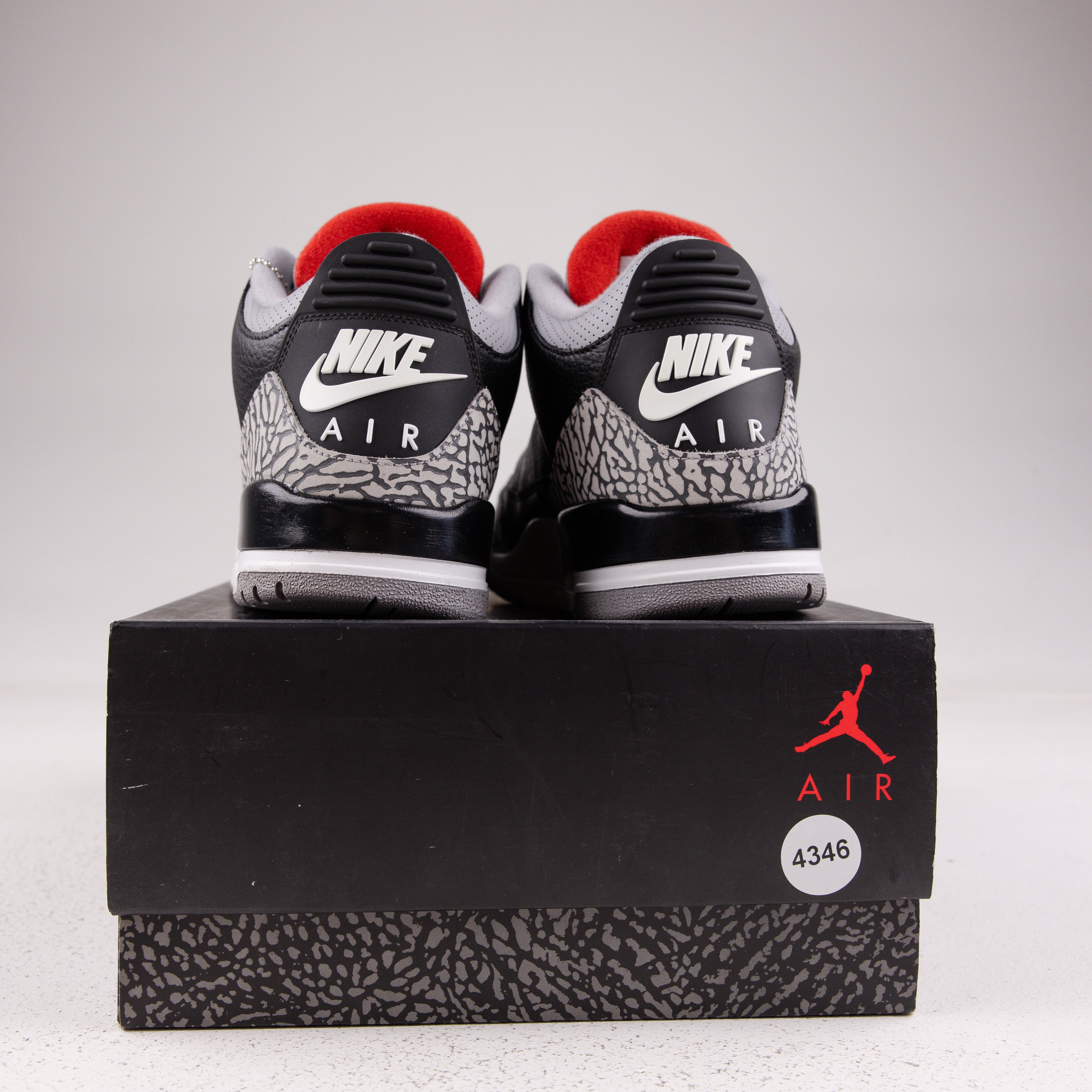 Jordan 3 Retro Black Cement (2018) - Used - 4346