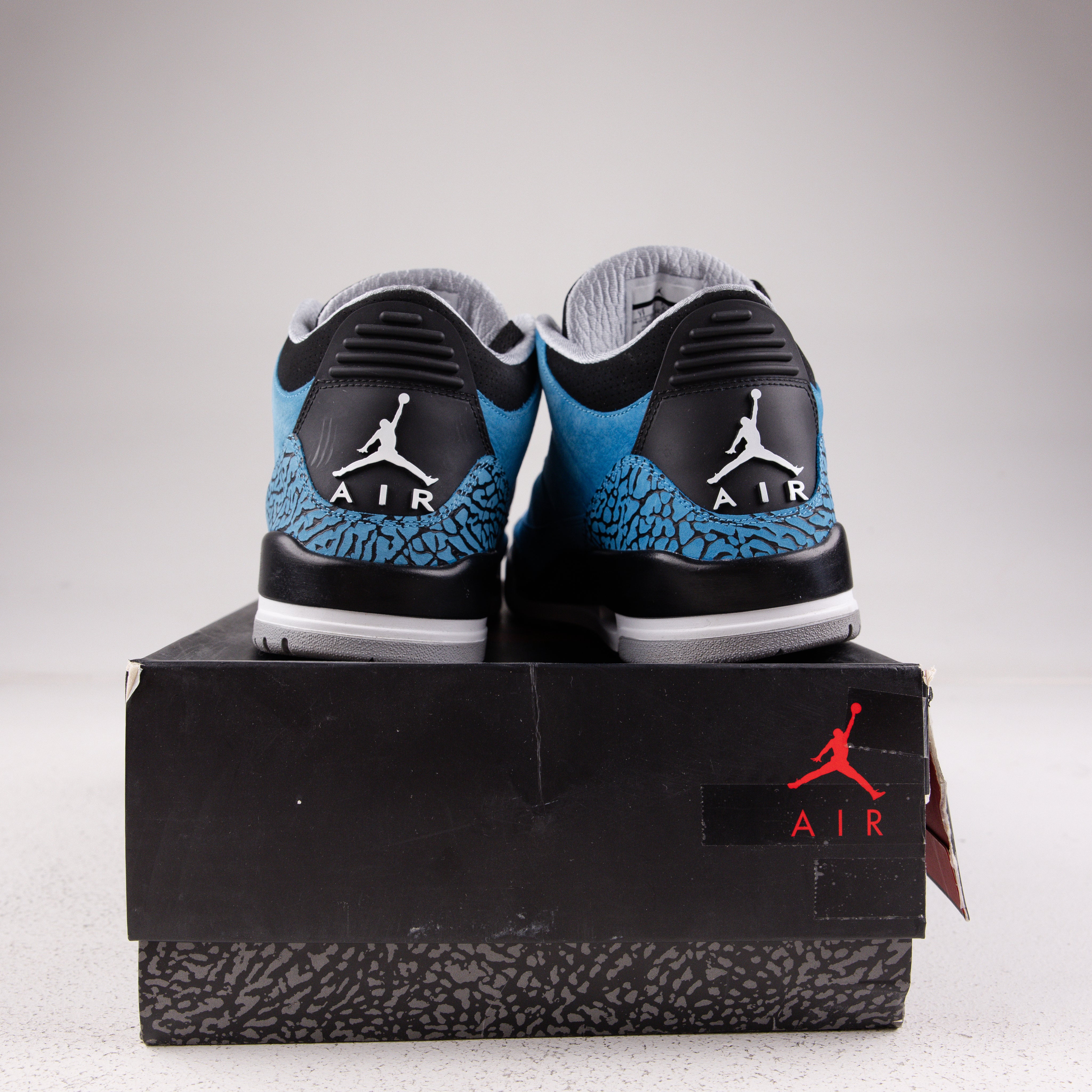 Jordan 3 Retro Powder Blue - Used - 3706