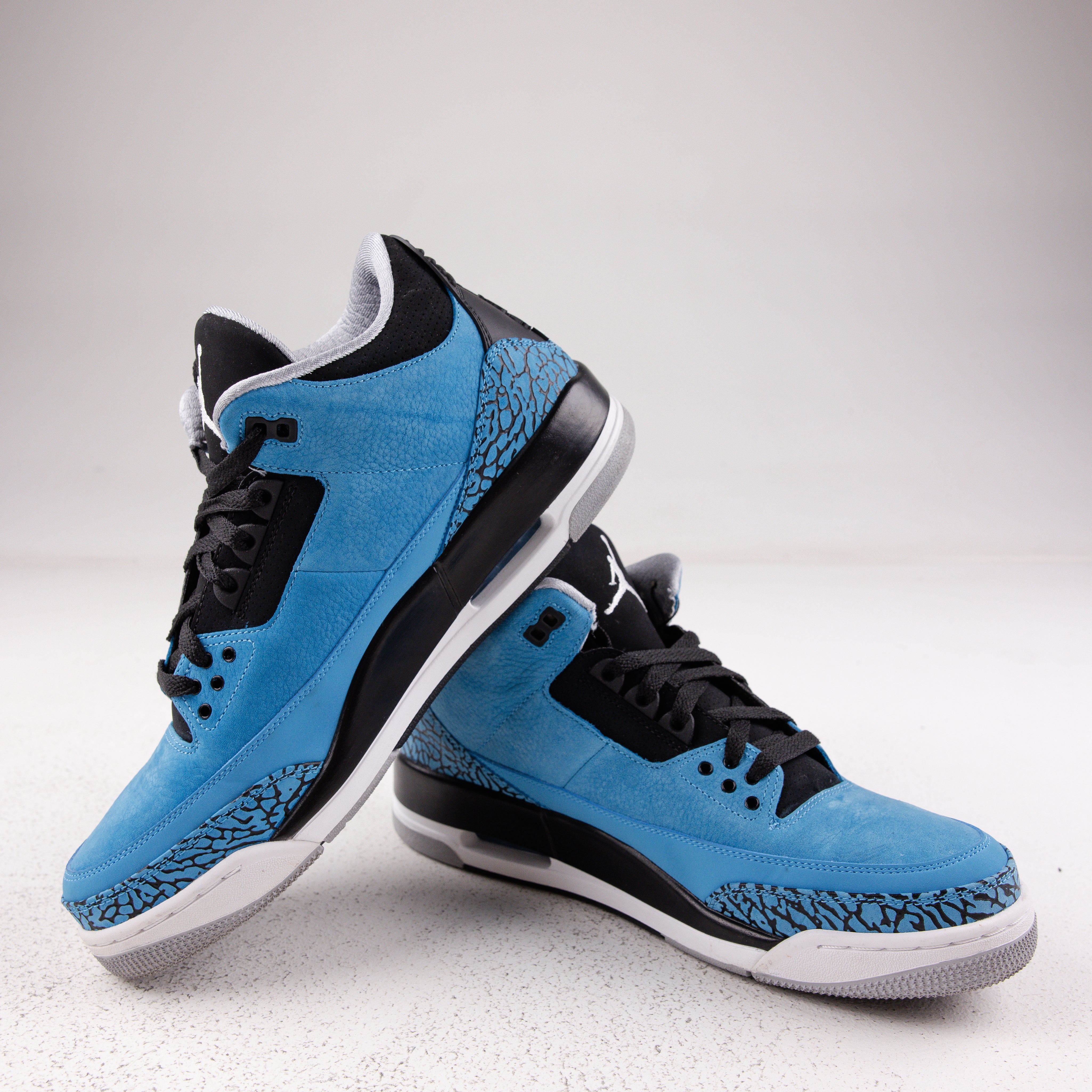 Jordan 3 Retro Powder Blue - Used - 3706