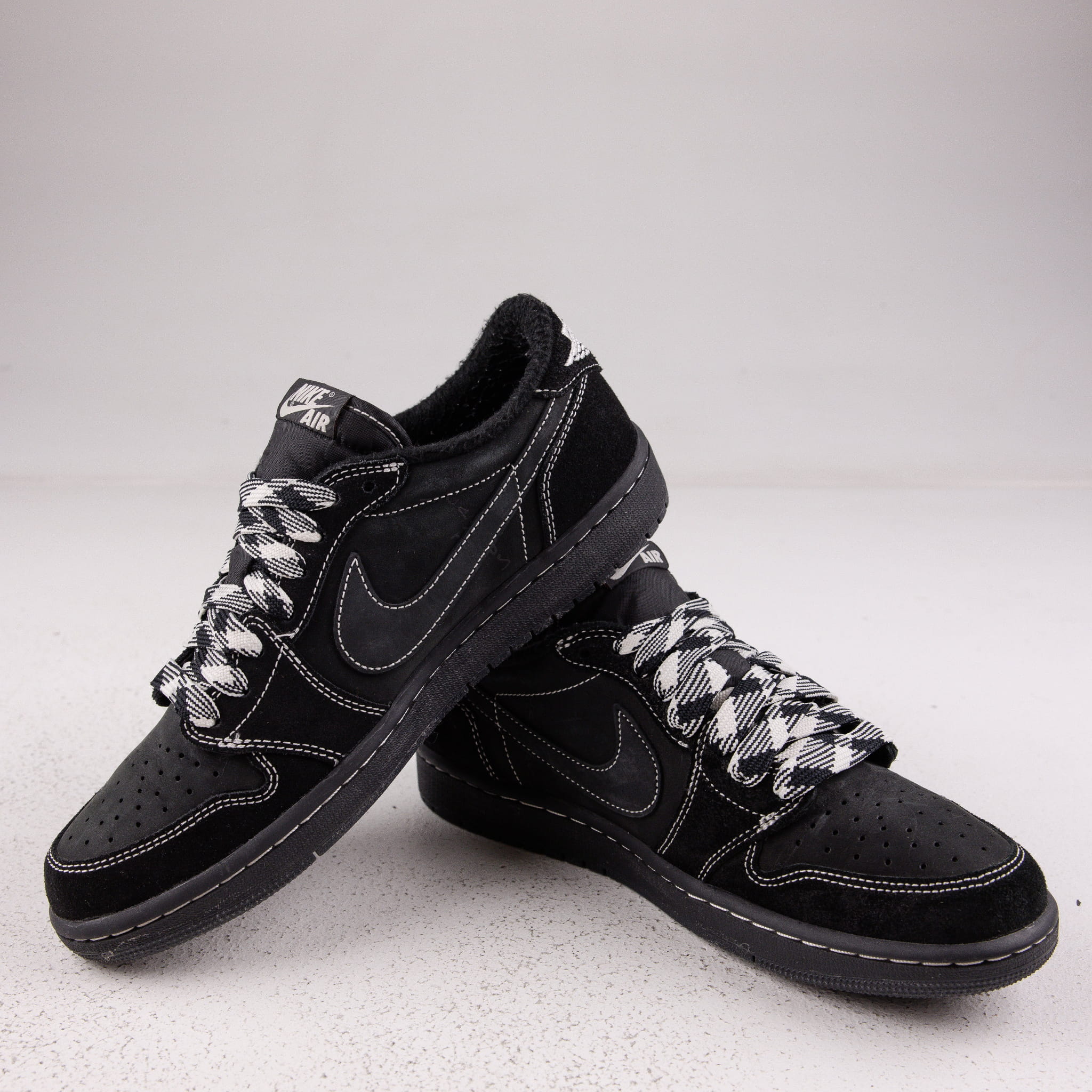 Jordan 1 Retro Low OG SP Travis Scott Black Phantom - Used - 3717