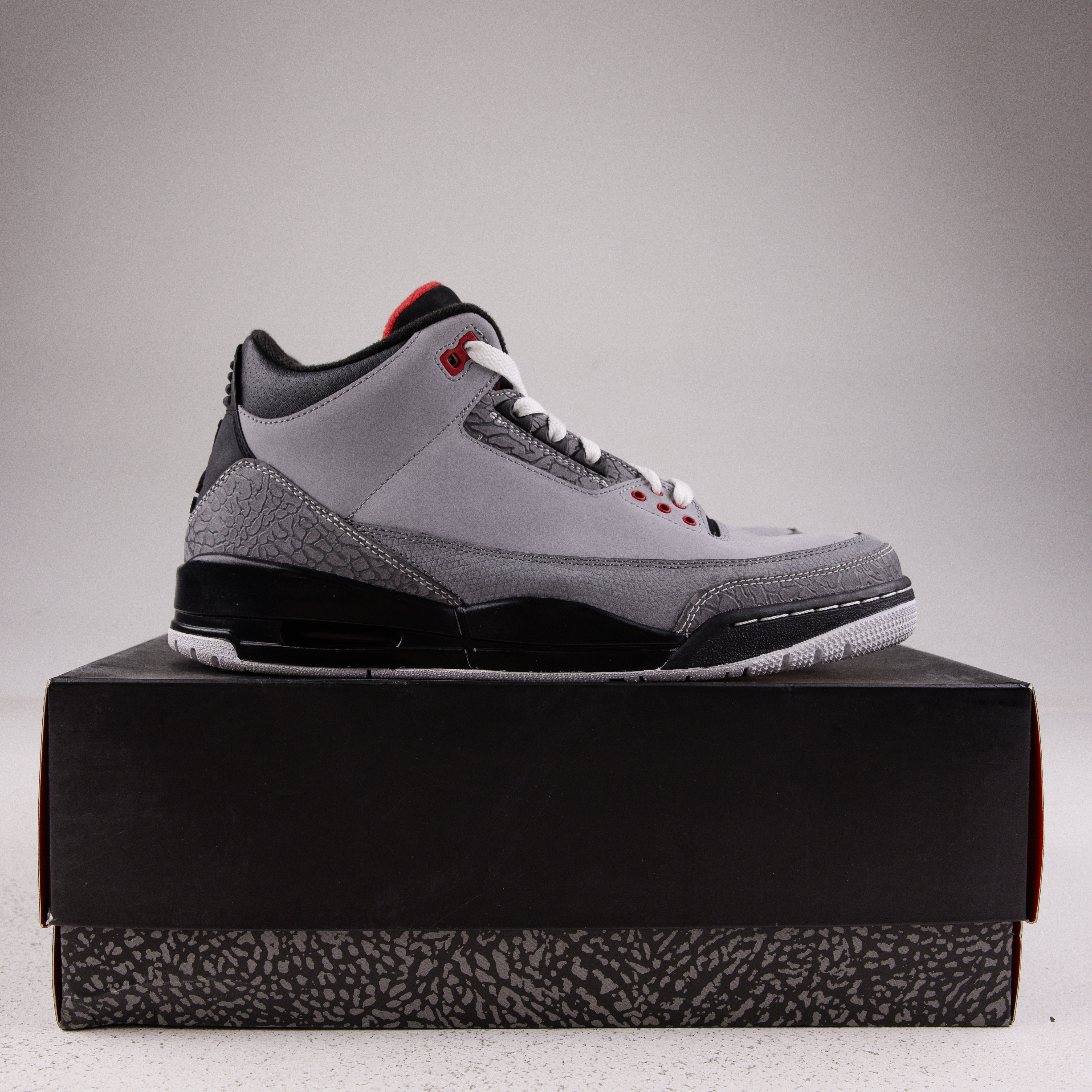 Jordan 3 Retro Stealth - Used - 3691