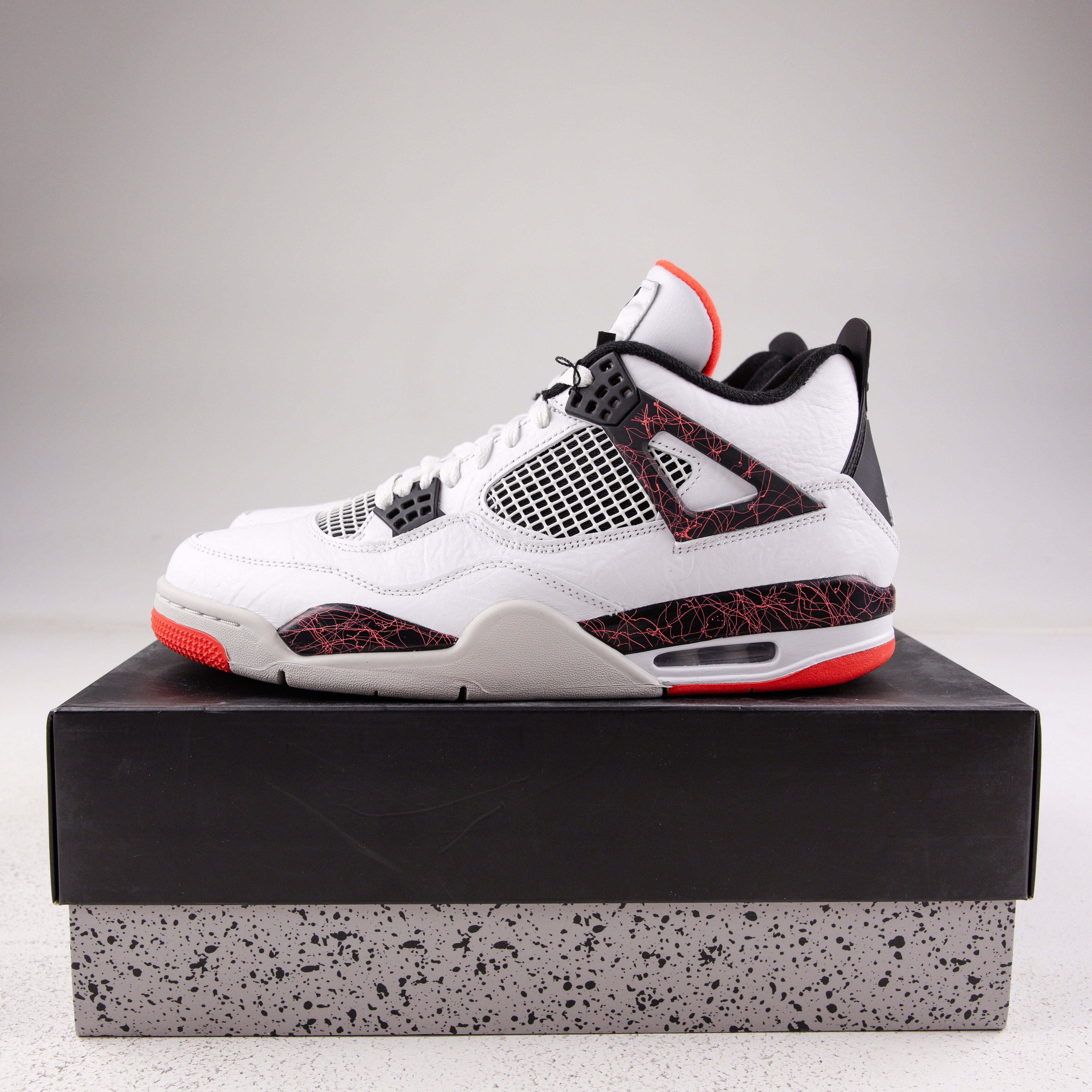 Jordan 4 Retro Flight Nostalgia - Used - 3700