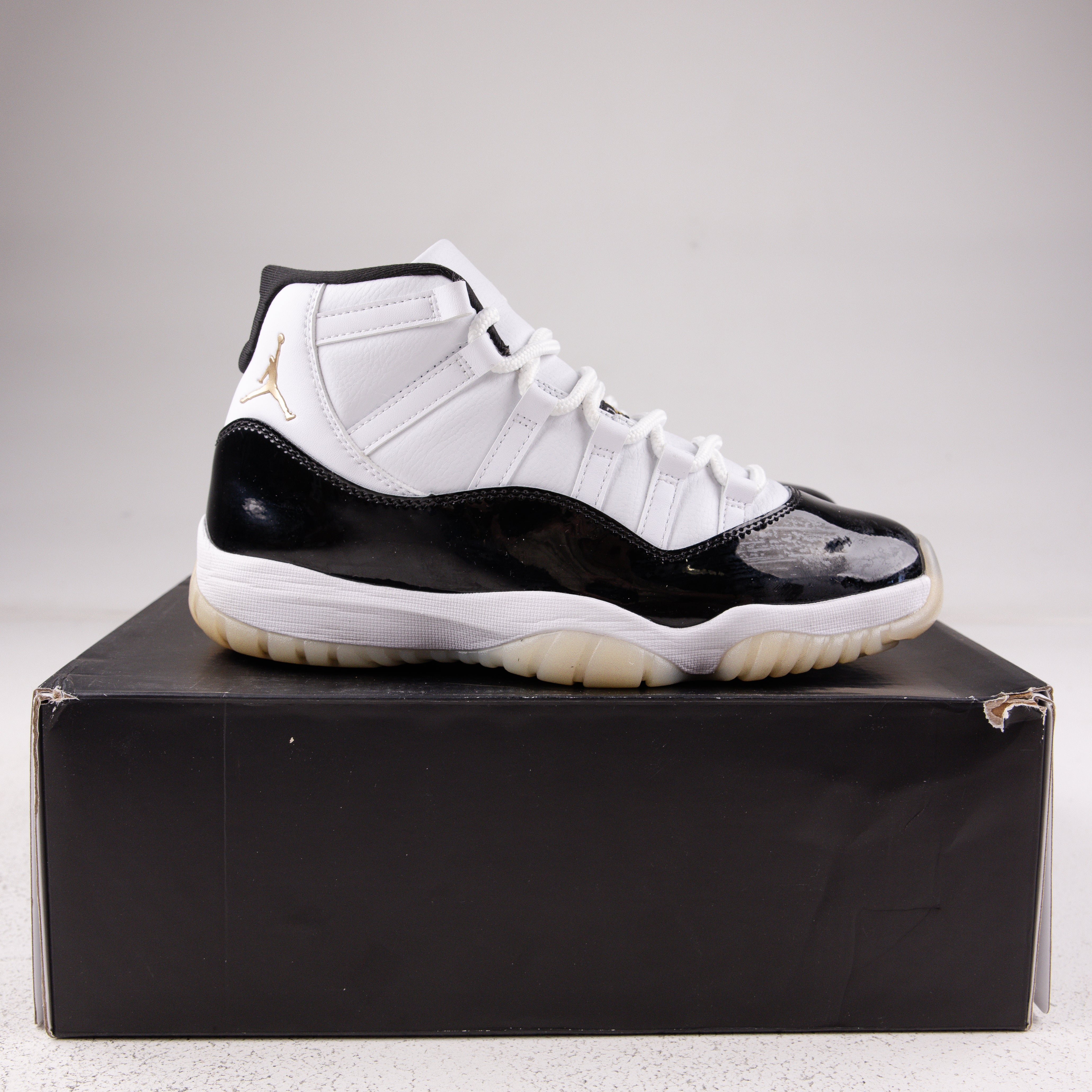 Jordan 11 Retro DMP Gratitude (2023) - Used - 1735