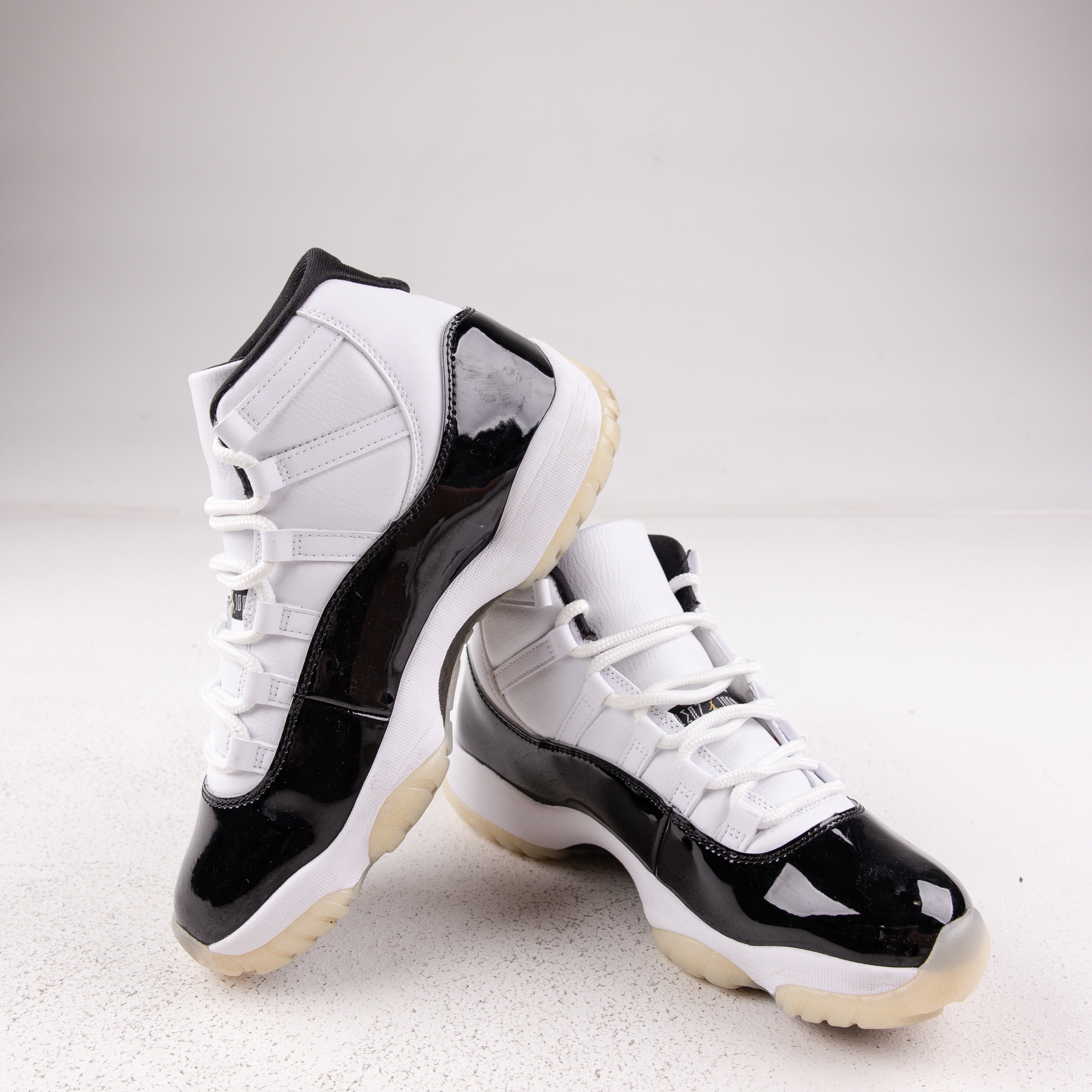 Jordan 11 Retro DMP Gratitude (2023) - Used - 1735