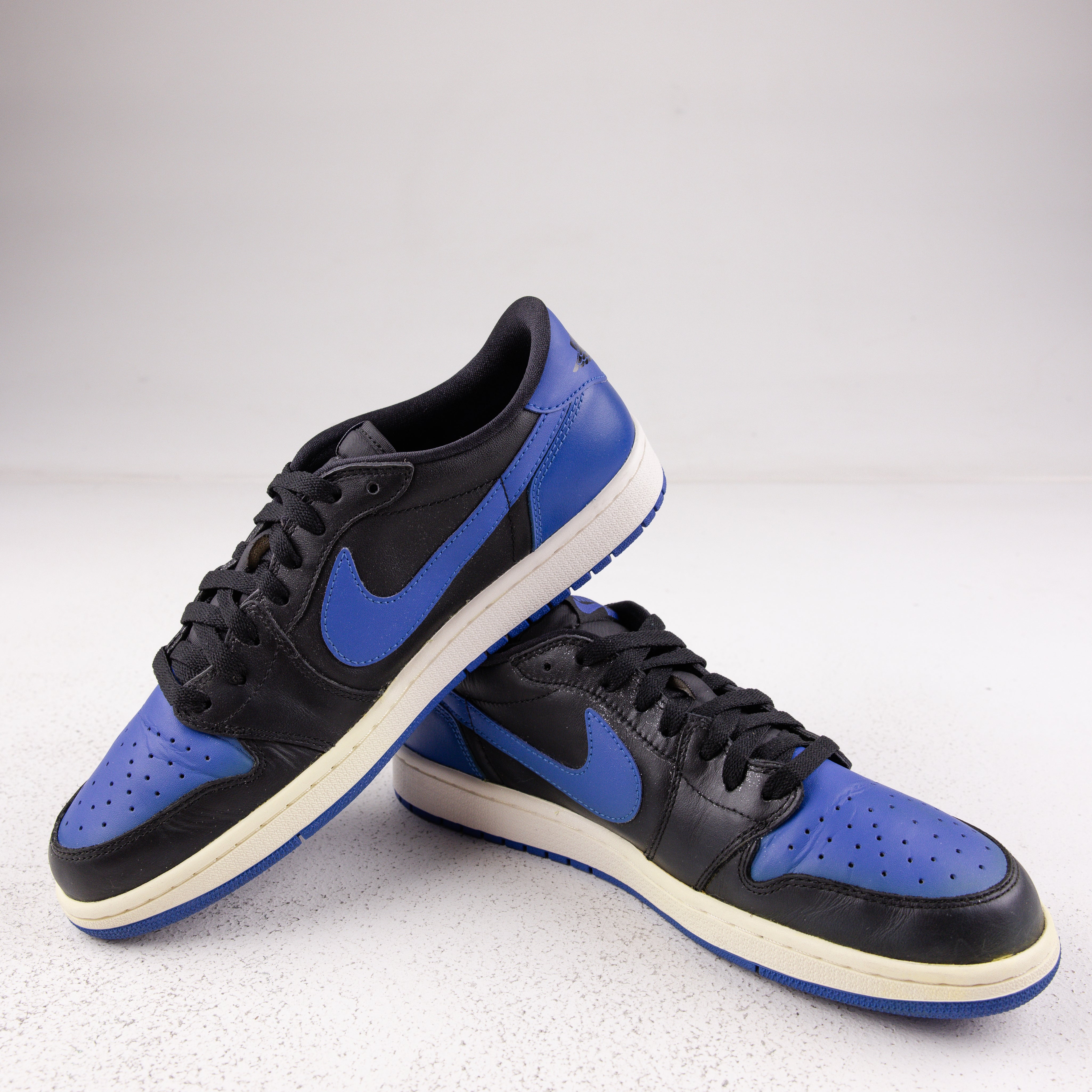 Jordan 1 Retro Low Royal (2015) - Used - 3698