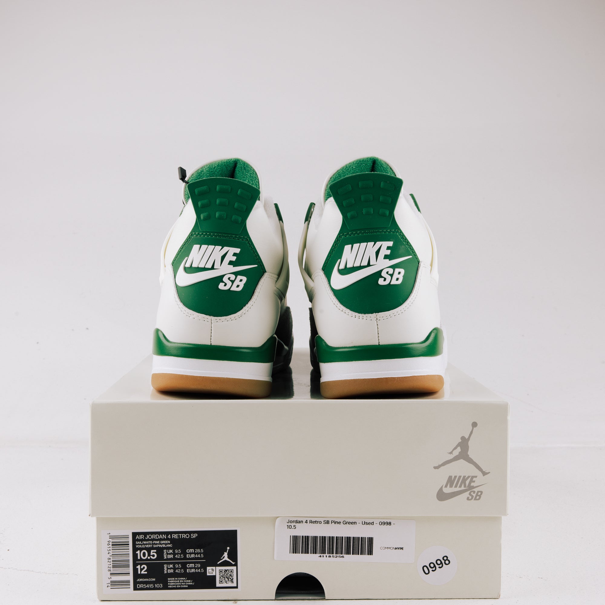 Jordan 4 Retro SB Pine Green - Used - 0998