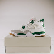 Jordan 4 Retro SB Pine Green - Used - 2082