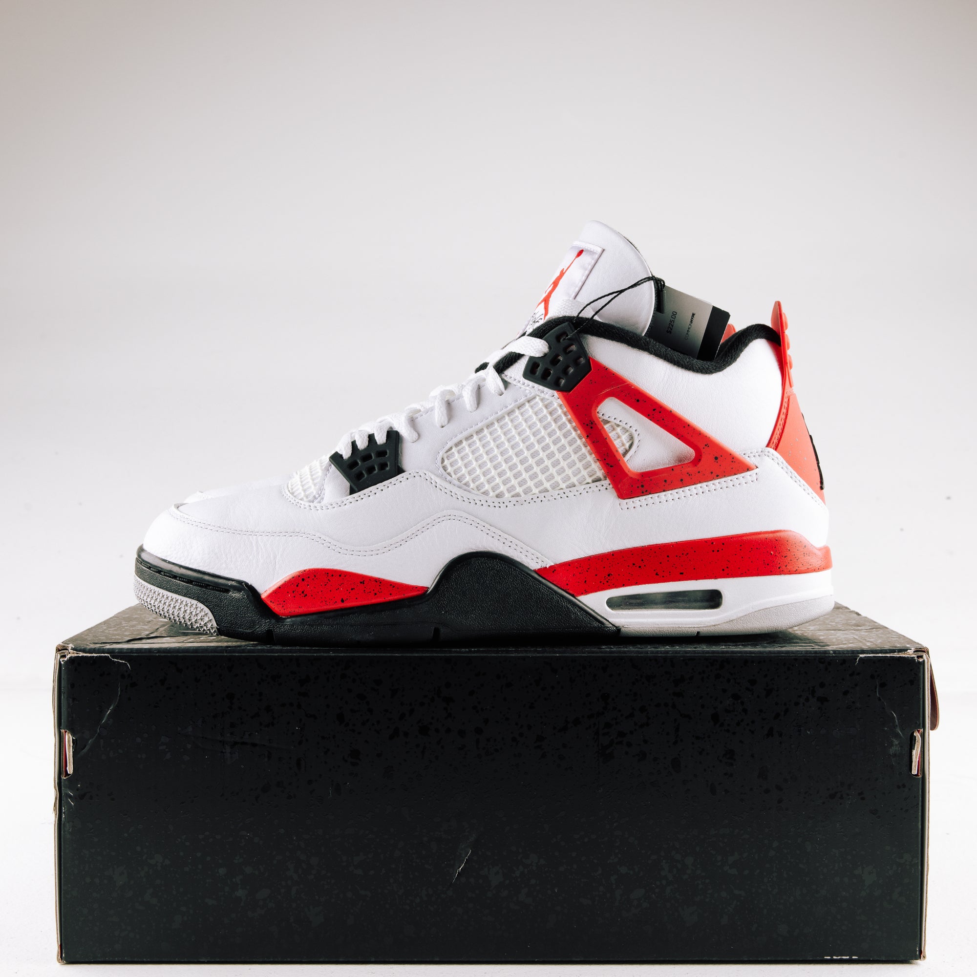 Jordan 4 Red Cement - Used - 2068