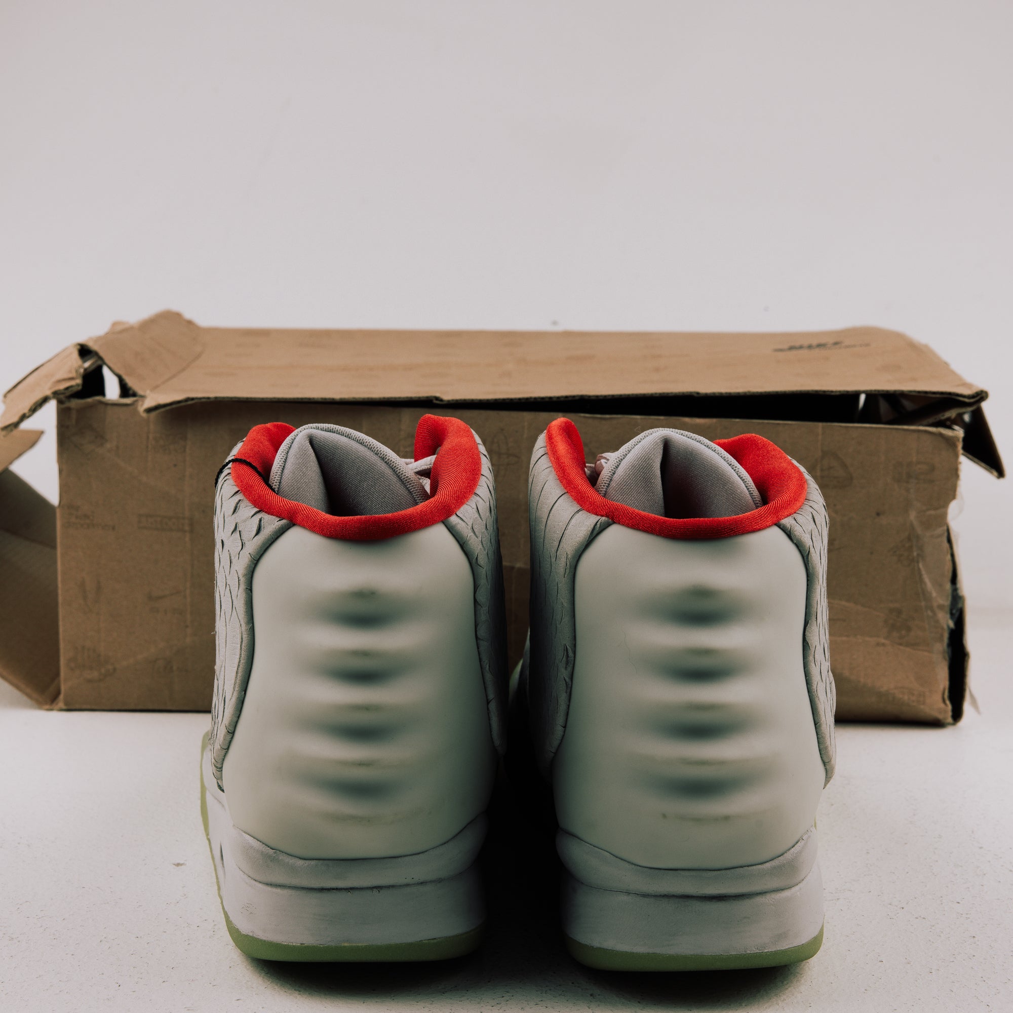 Real Vs Fake Yeezy Aaa Quality Real Vs Fake Air Yeezy Aaa Quality