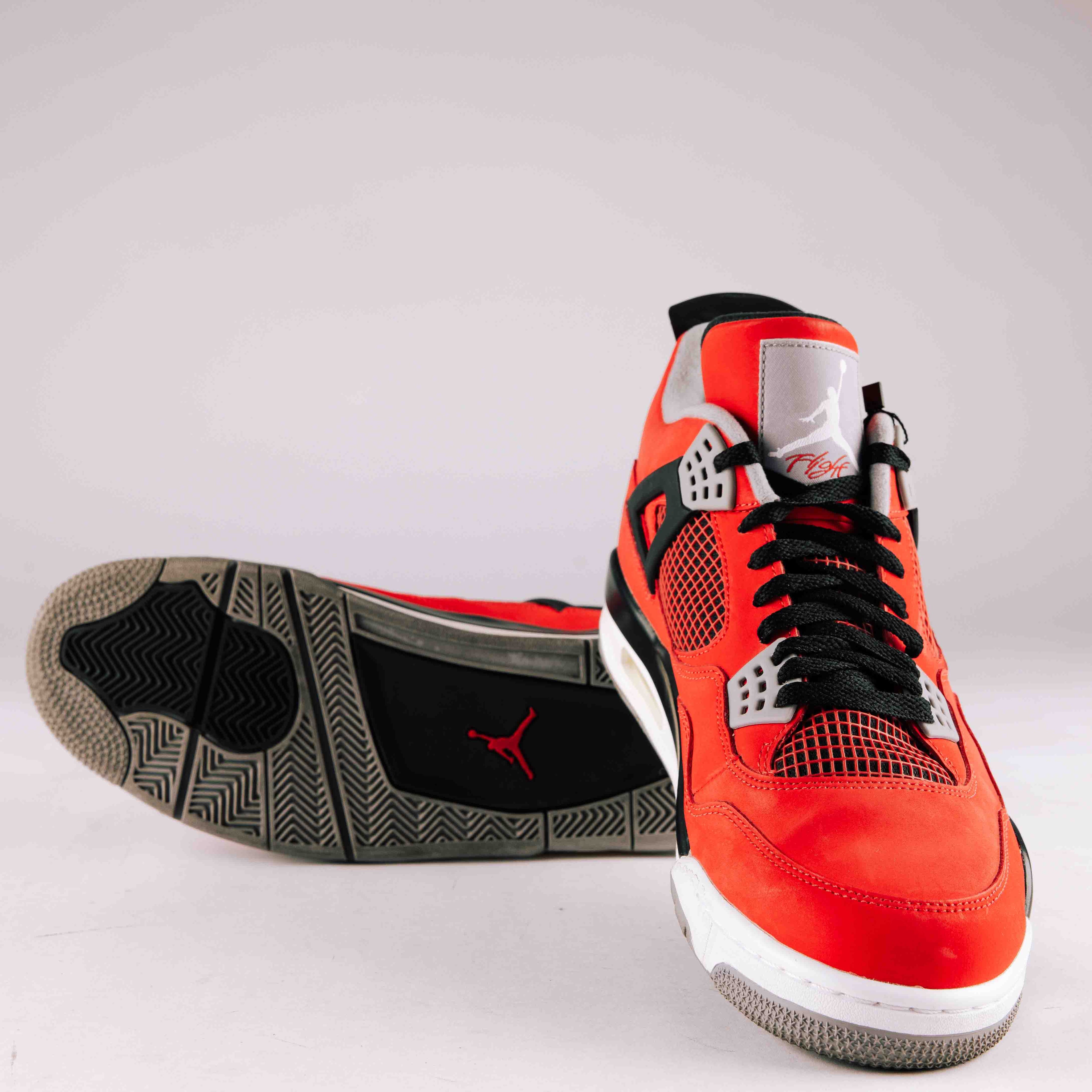 Jordan 4 Retro Toro Bravo - Used - 0005 - Common Hype