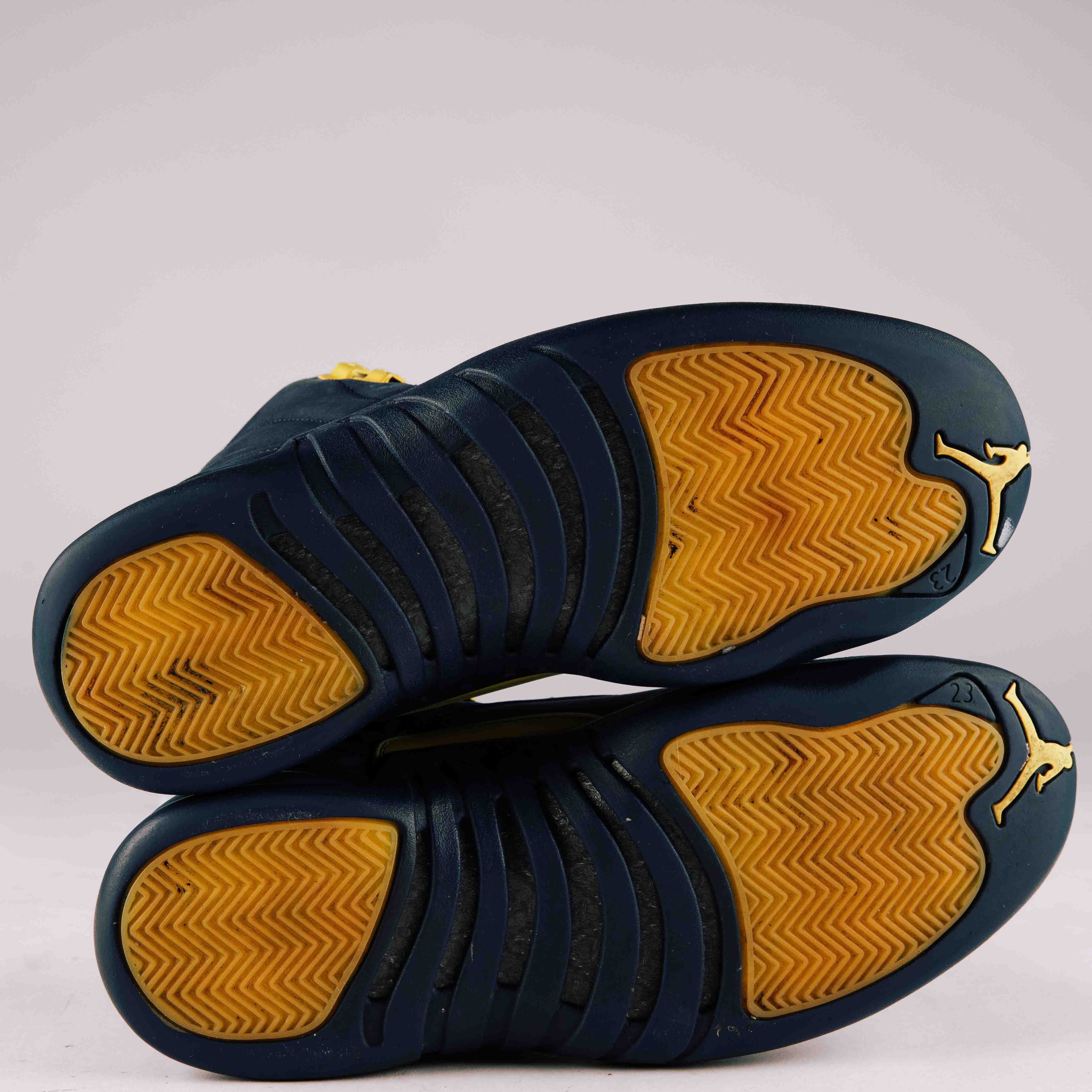 Air Jordan Retro 12 Michigan - Used - 0202 - Common Hype