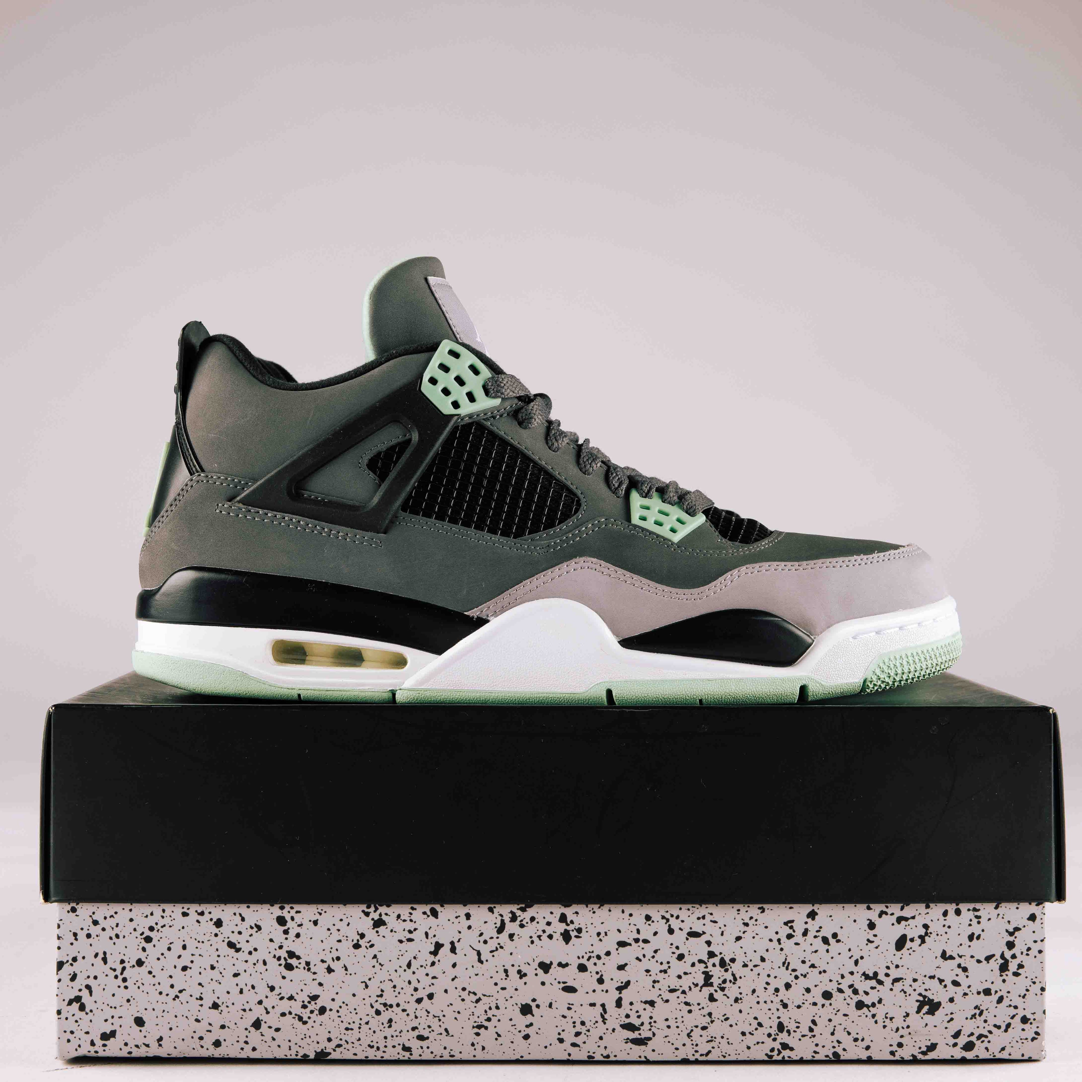 Jordan 4 Retro Green Glow - Used - 0011 - Common Hype