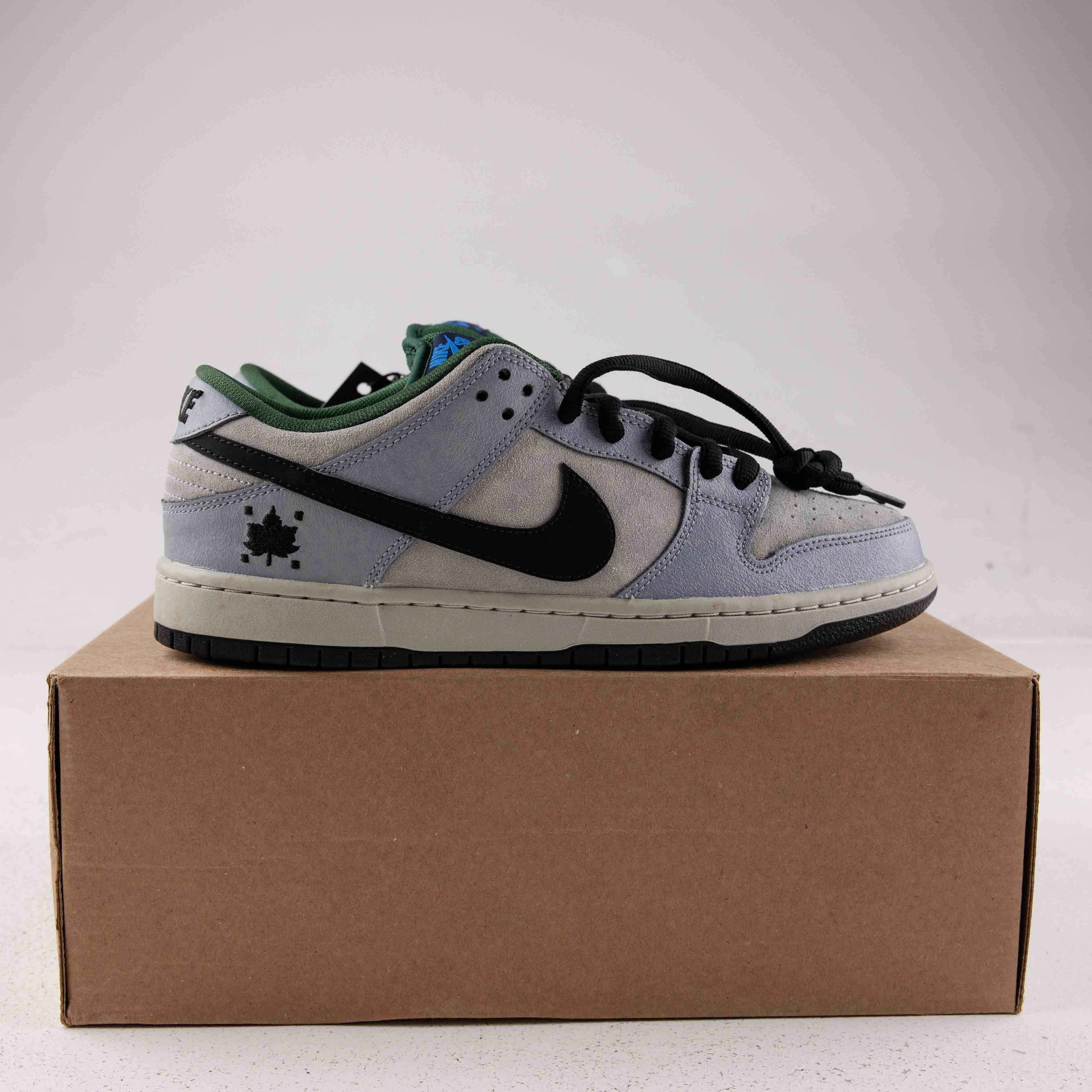 Nike SB Dunk Low Maple Leaf Central Park - Flaw - 1515 - Common Hype