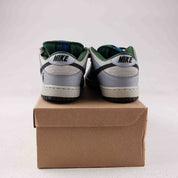 Nike SB Dunk Low Maple Leaf Central Park - Flaw - 1515 - Common Hype