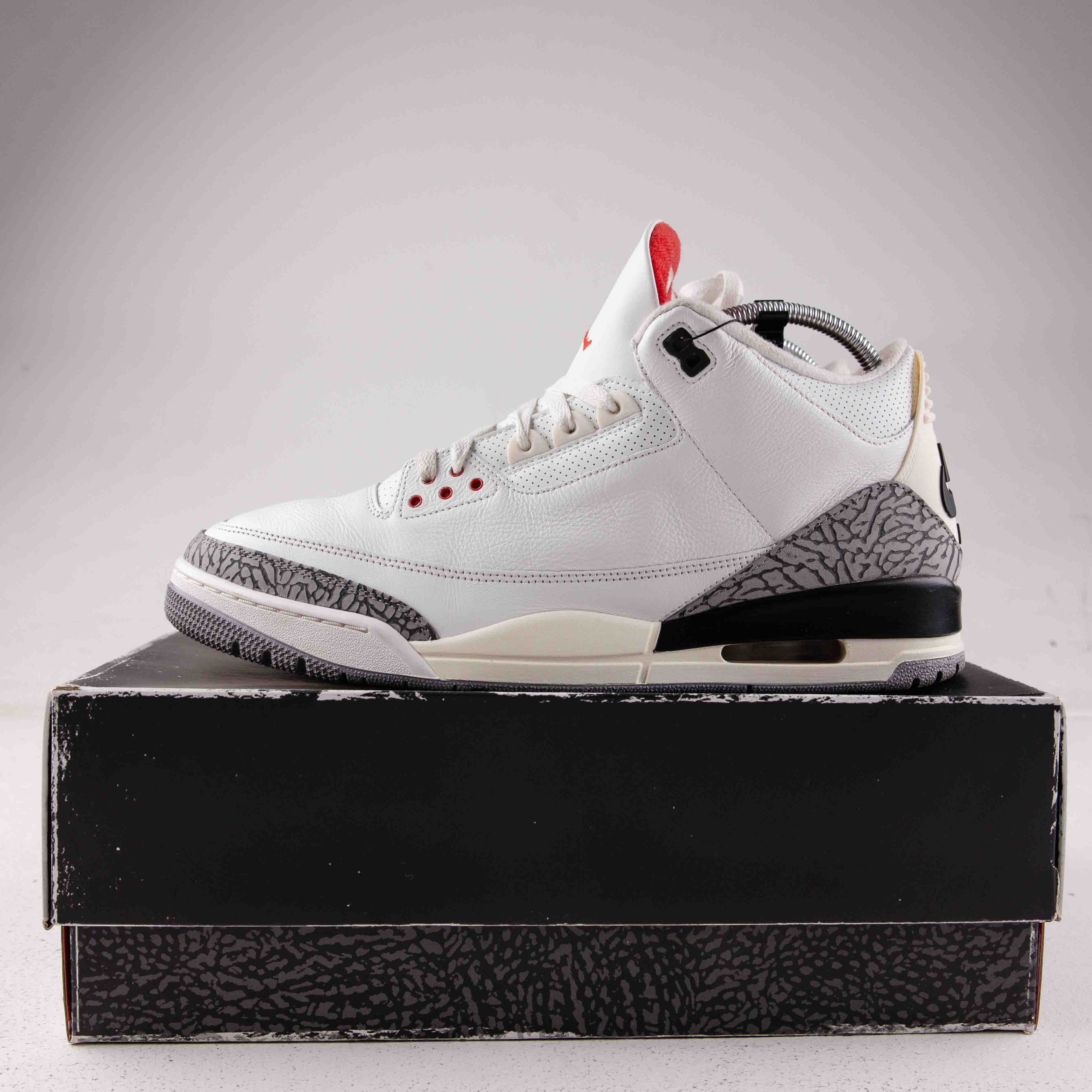 Jordan 3 Retro White Cement Reimagined - Used -1510 - Common Hype