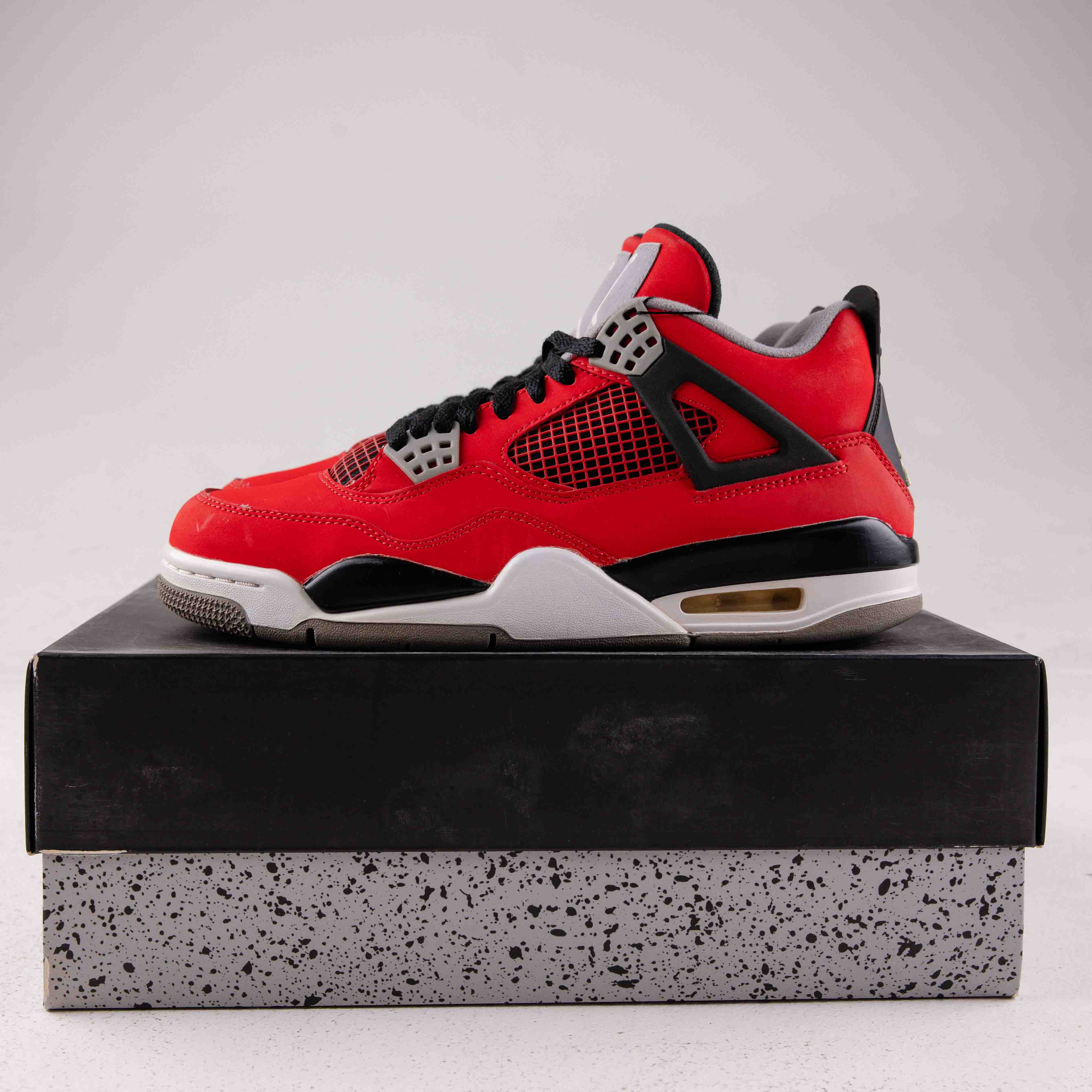 Jordan 4 Retro Toro Bravo - Used - 4130 - Common Hype