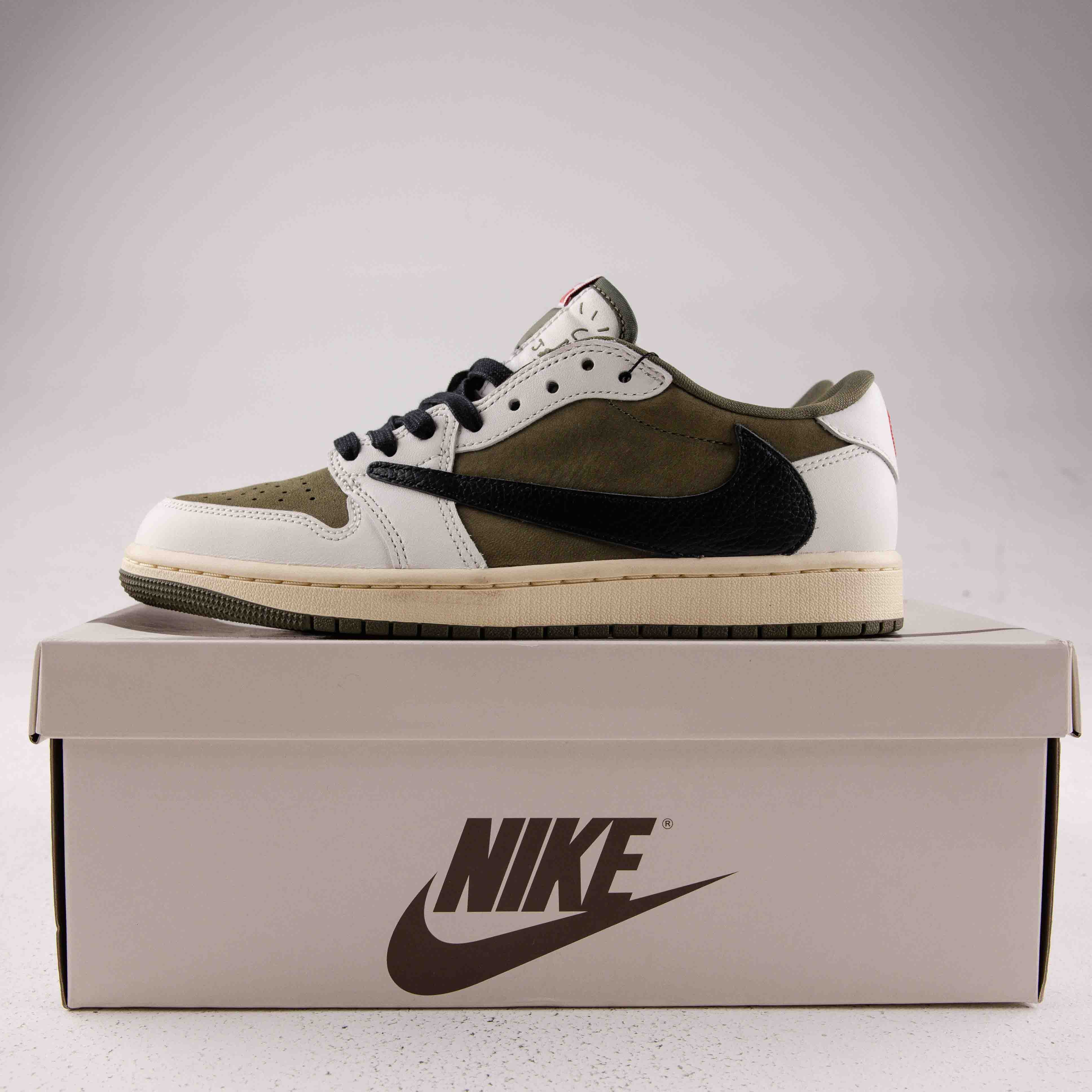 Jordan 1 Retro Low OG SP Travis Scott Medium Olive - Used - 4129 - Common Hype