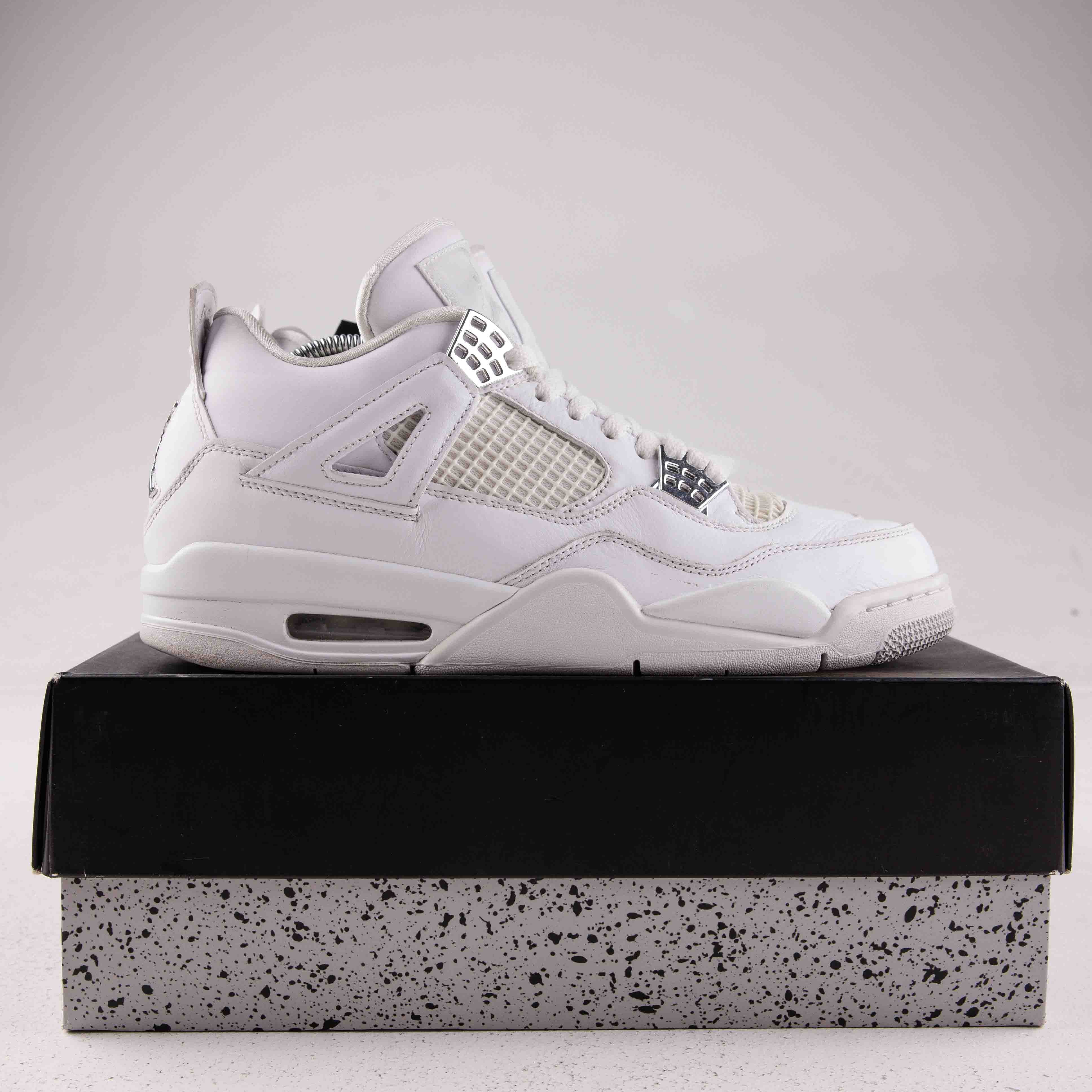 Jordan 4 Retro Pure Money (2017) - Used - 1520 - Common Hype
