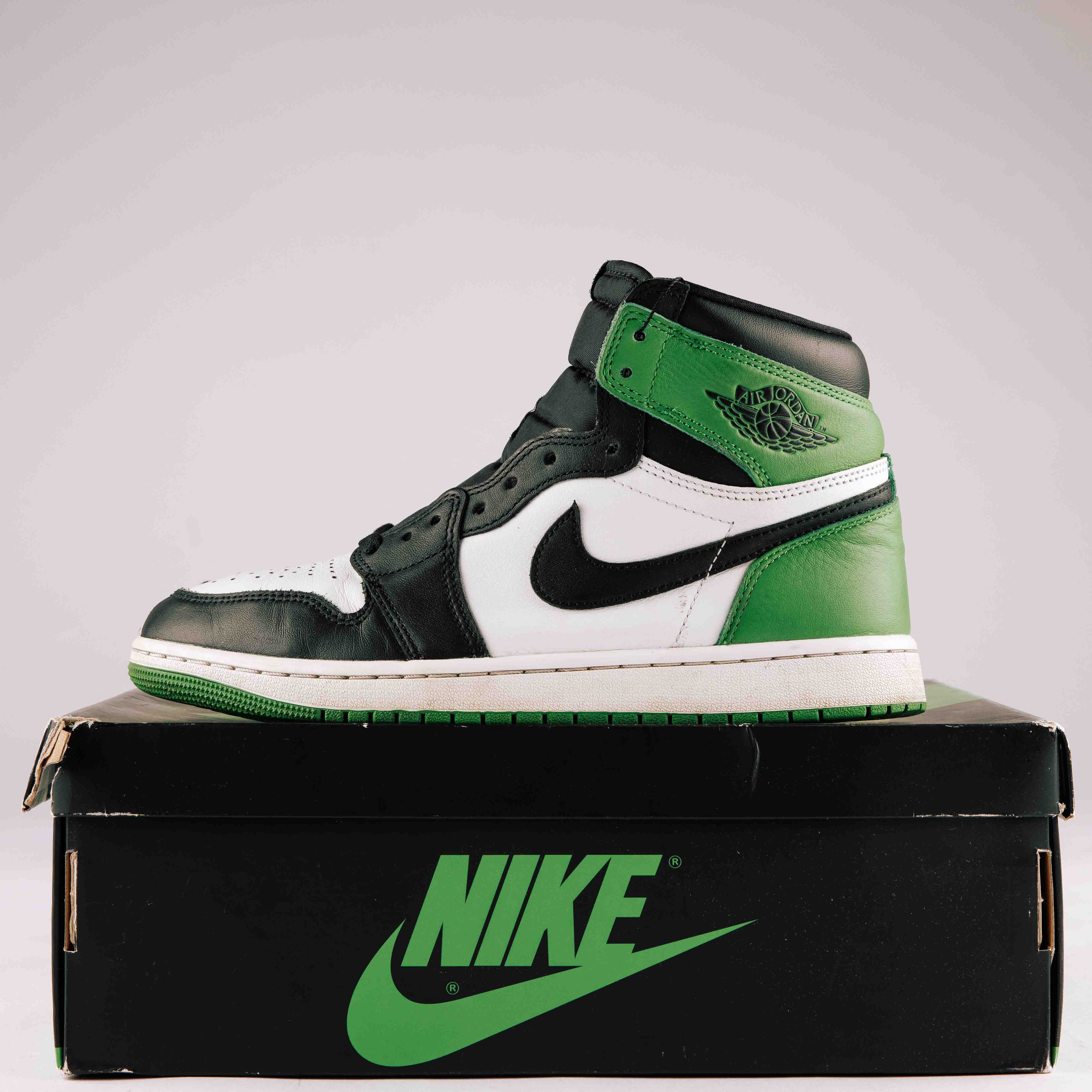 Jordan 1 Retro High OG Lucky Green - Used - 0082 - Common Hype