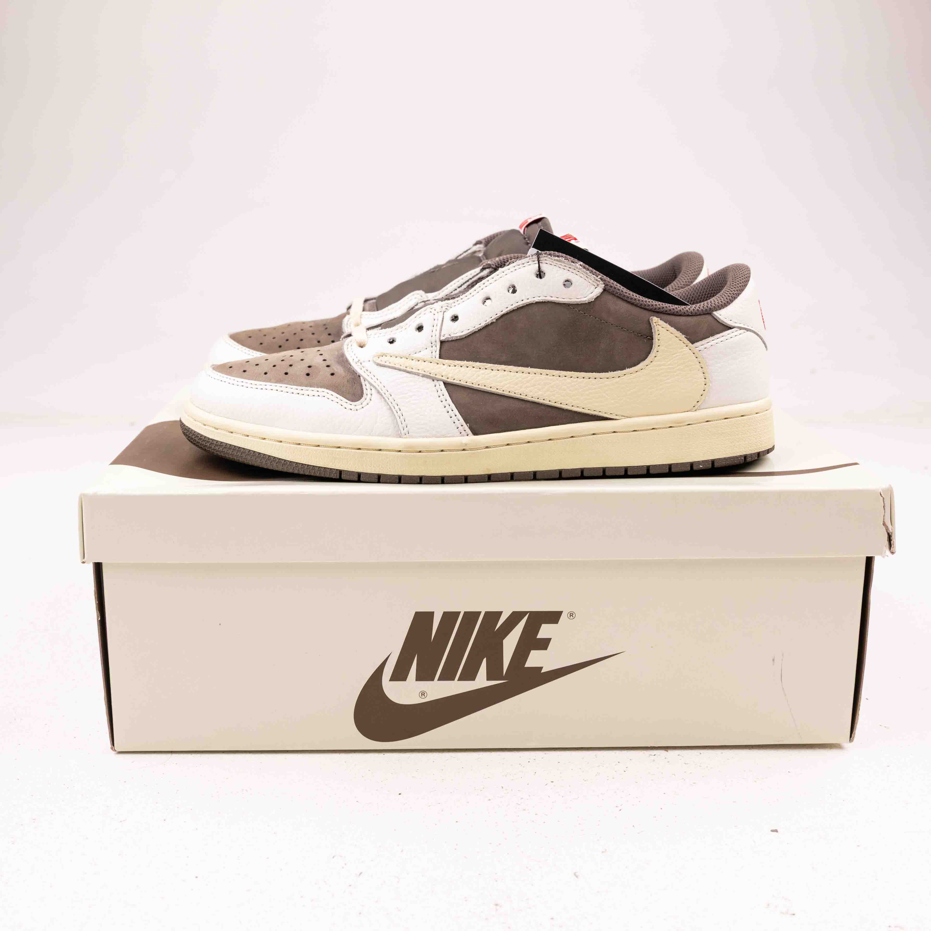 Jordan 1 Retro Low OG SP Travis Scott Reverse Mocha - Used - 1222 - Common Hype