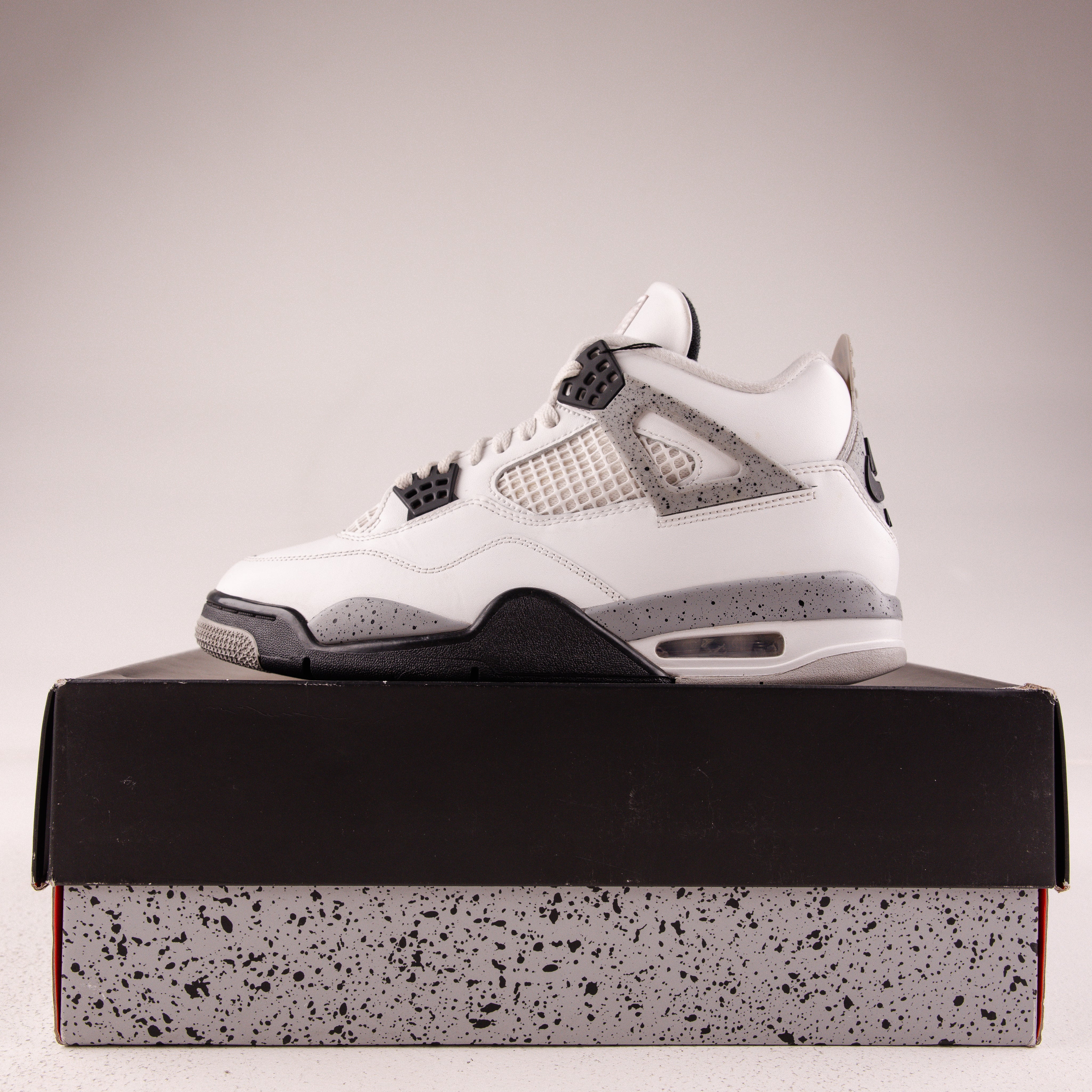 Jordan 4 Retro White Cement (2025) - Used - 4363