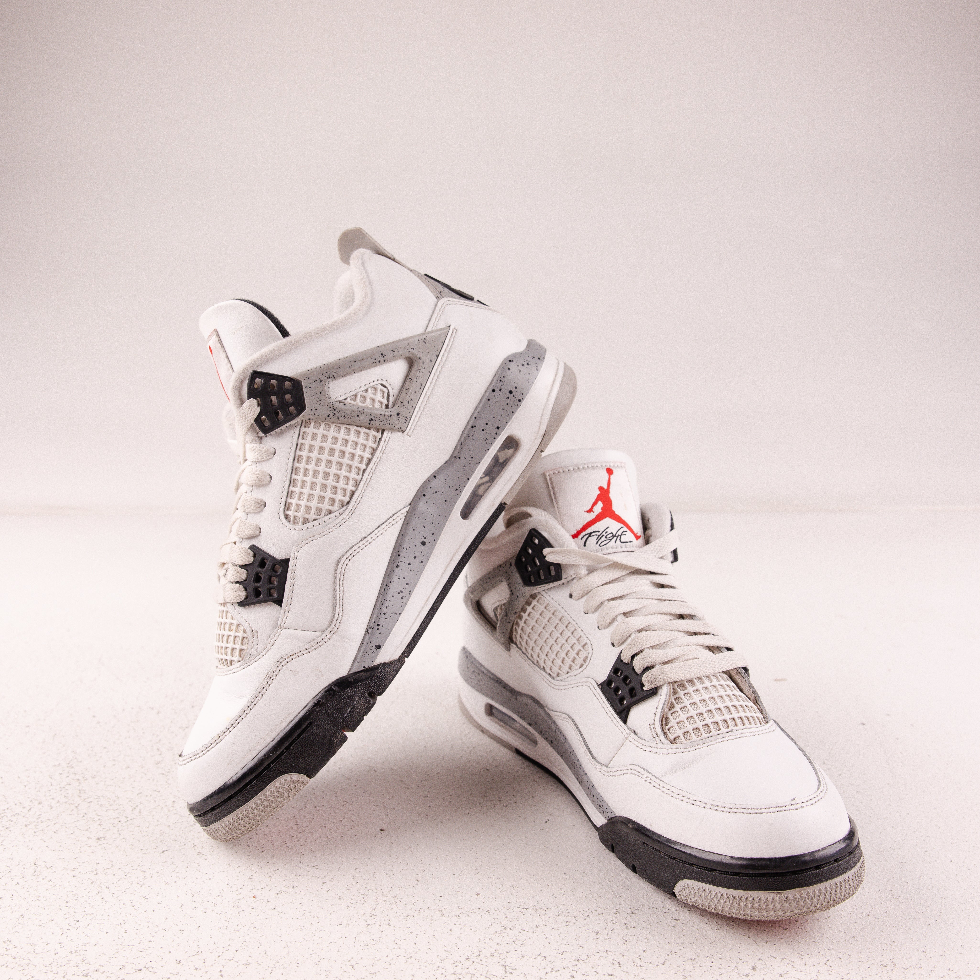 Jordan 4 Retro White Cement (2025) - Used - 4363
