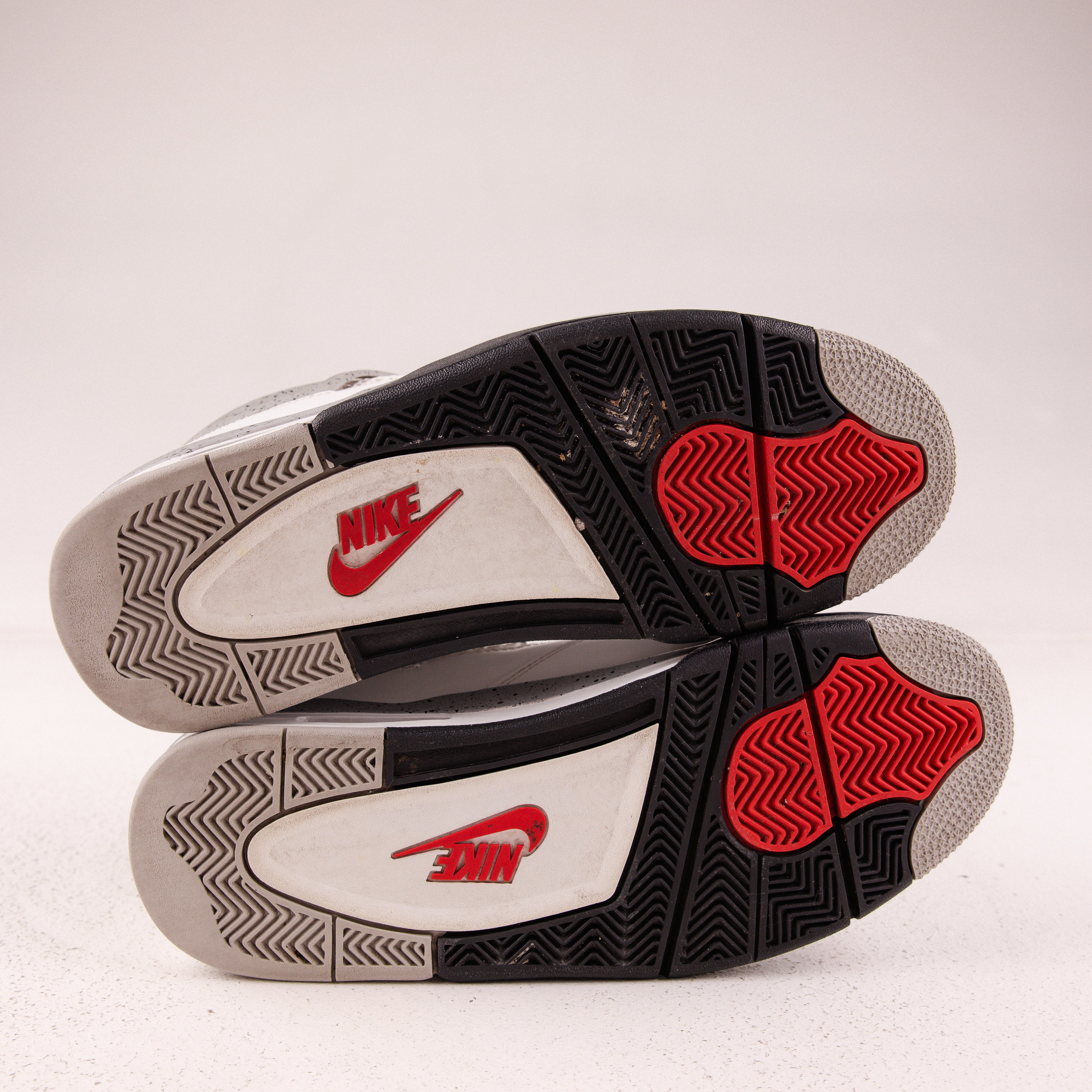 Jordan 4 Retro White Cement (2025) - Used - 4363