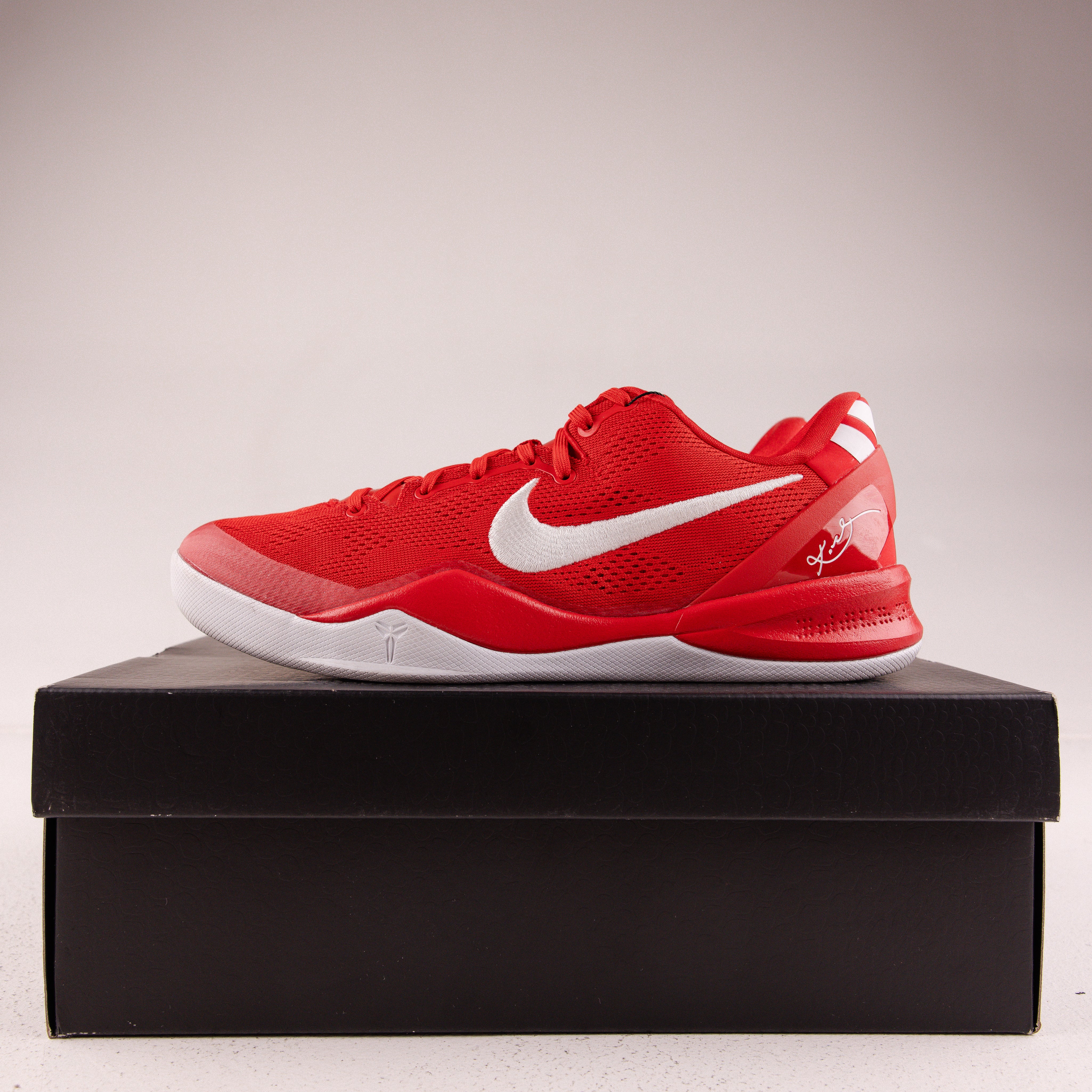 Nike Kobe 8 Protro University Red - Used - 3774