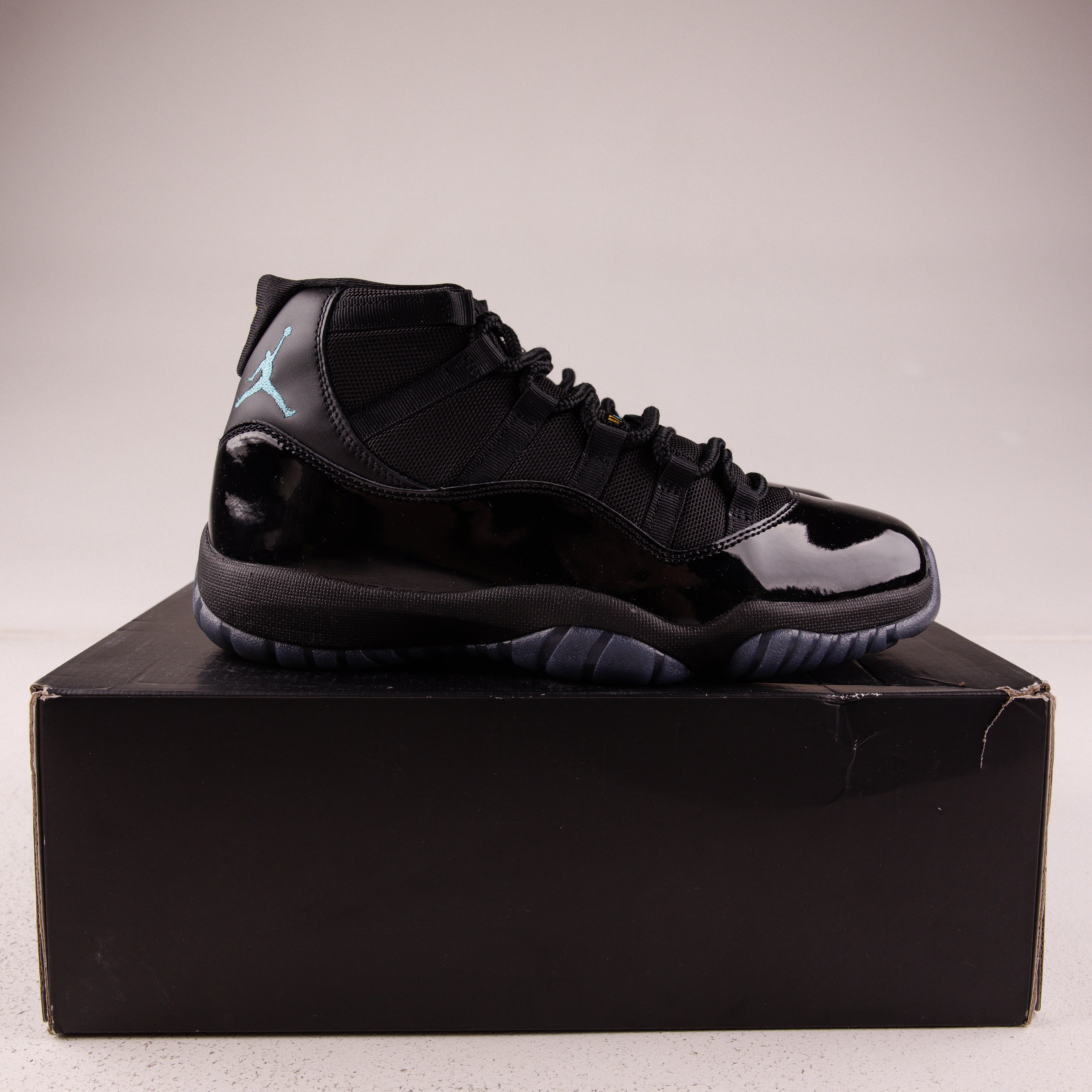 Jordan 11 Retro Gamma Blue (2025) - Used - 3784