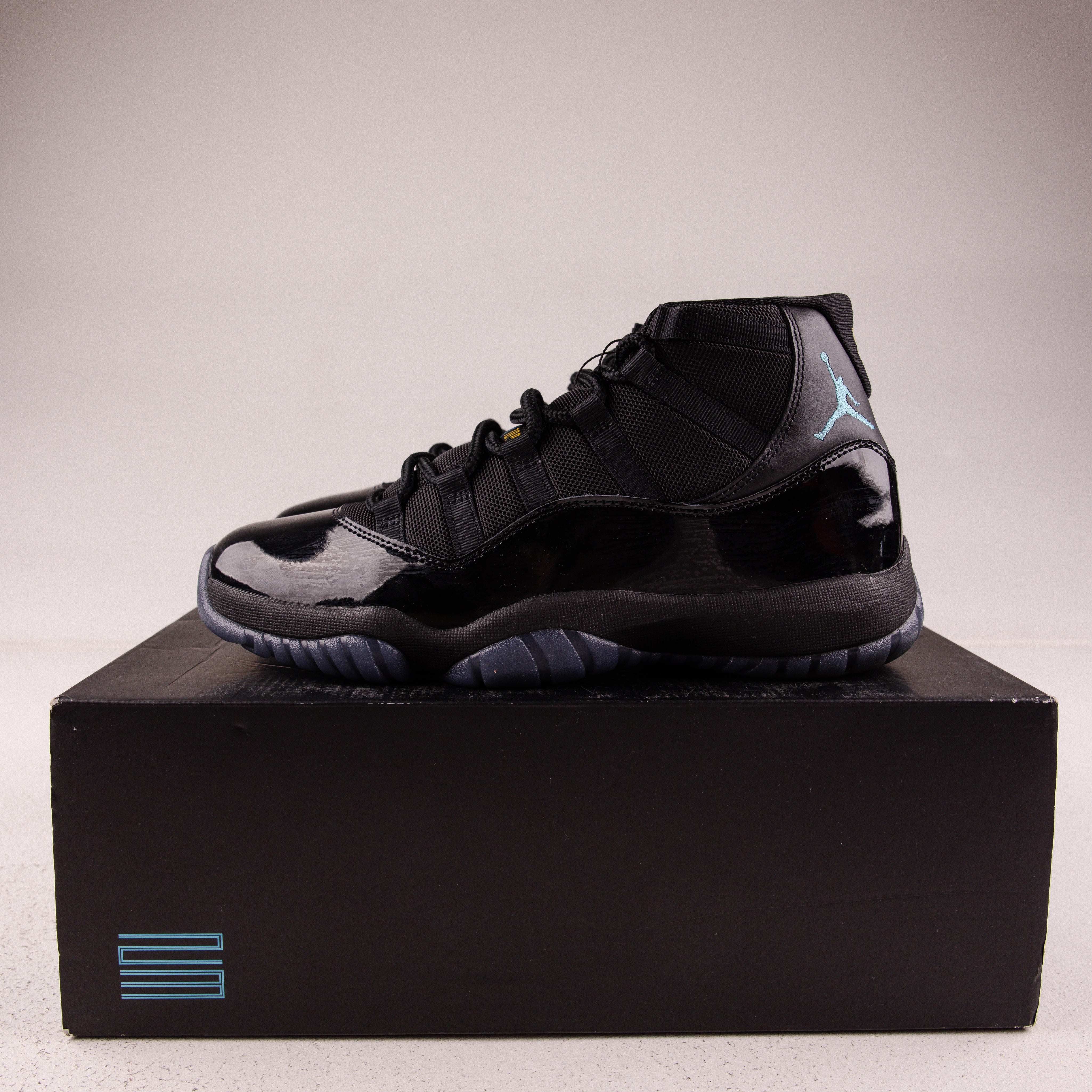 Jordan 11 Retro Gamma Blue (2025) - Used - 3784