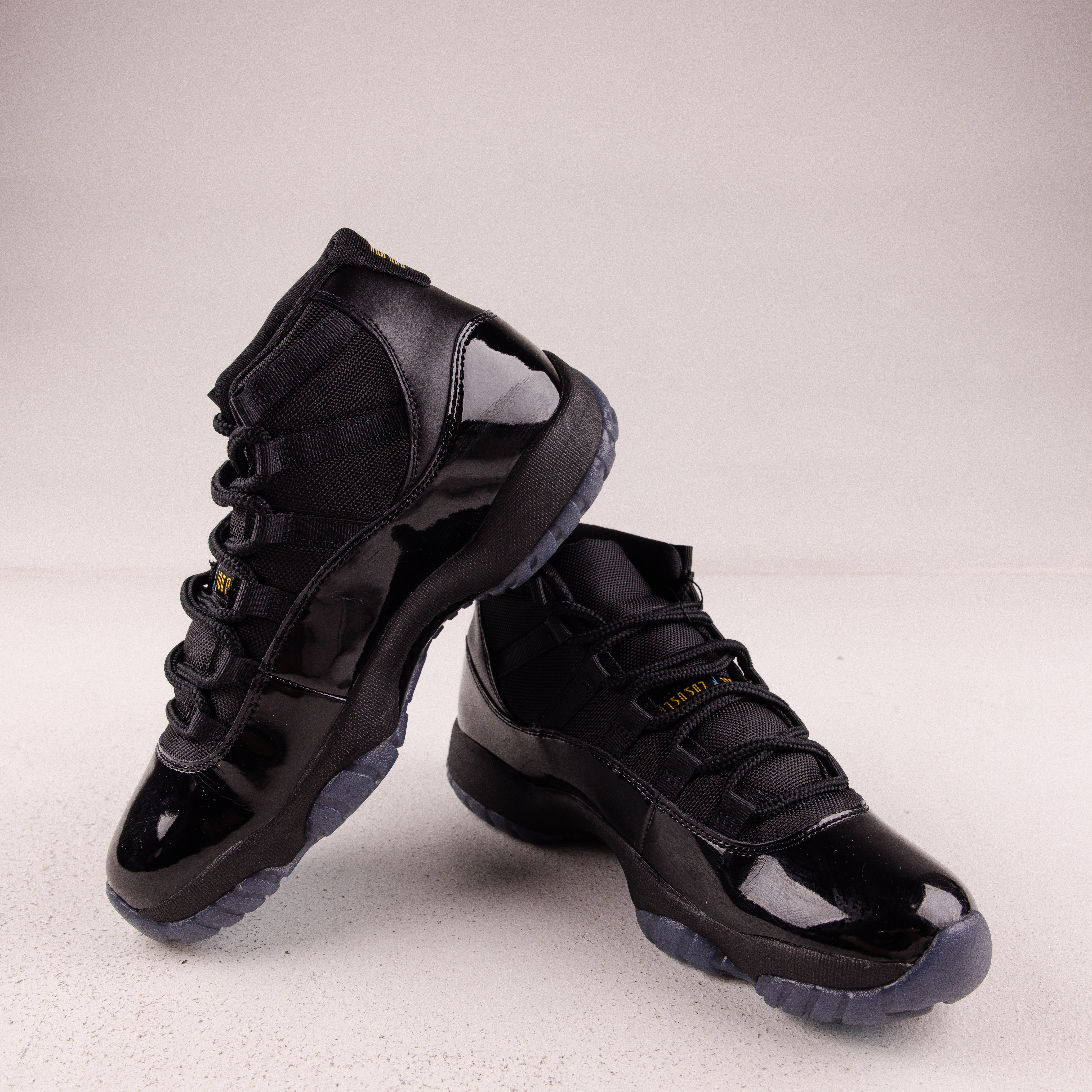 Jordan 11 Retro Gamma Blue (2025) - Used - 3784