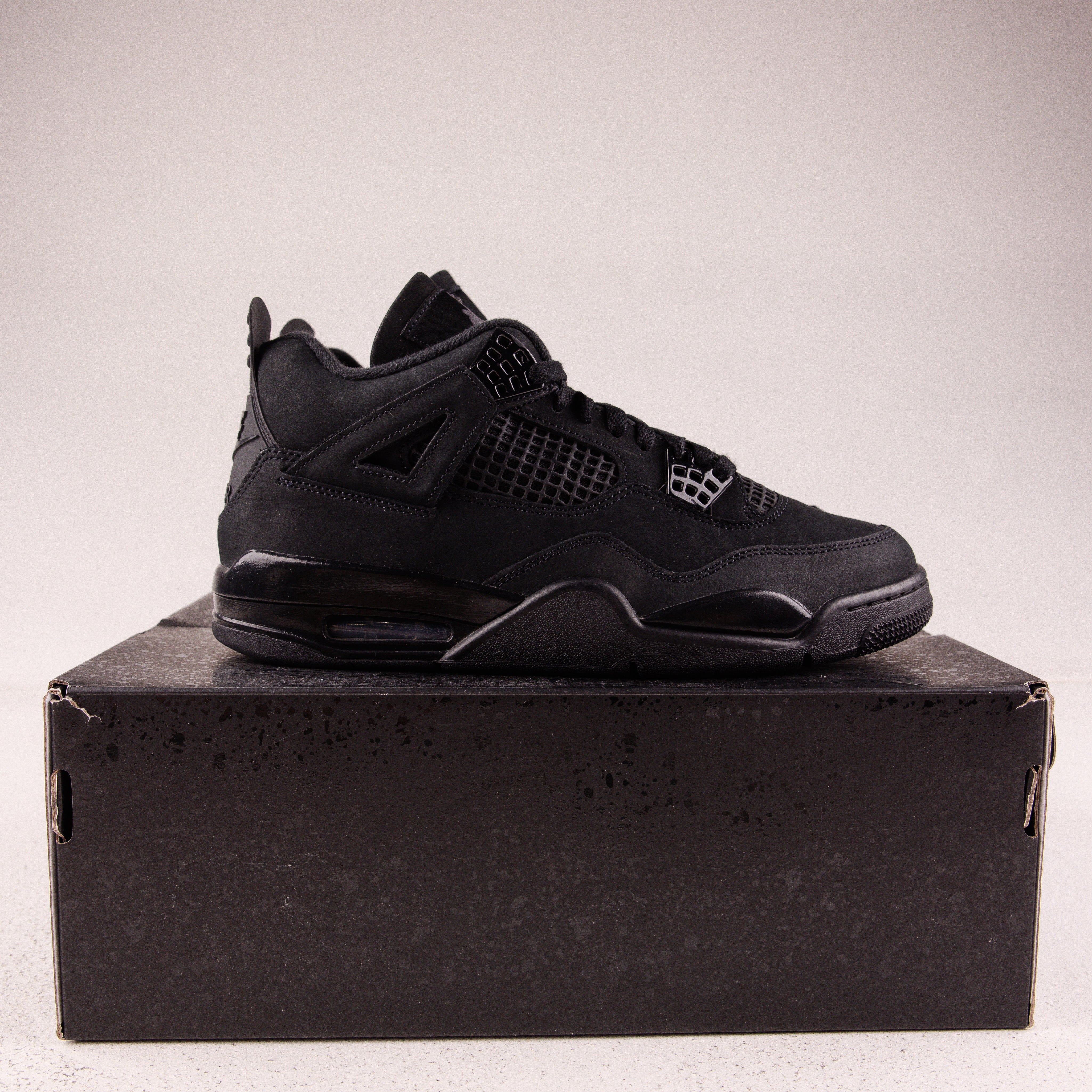 Jordan 4 Retro Black Cat (2025) - Used - 3723