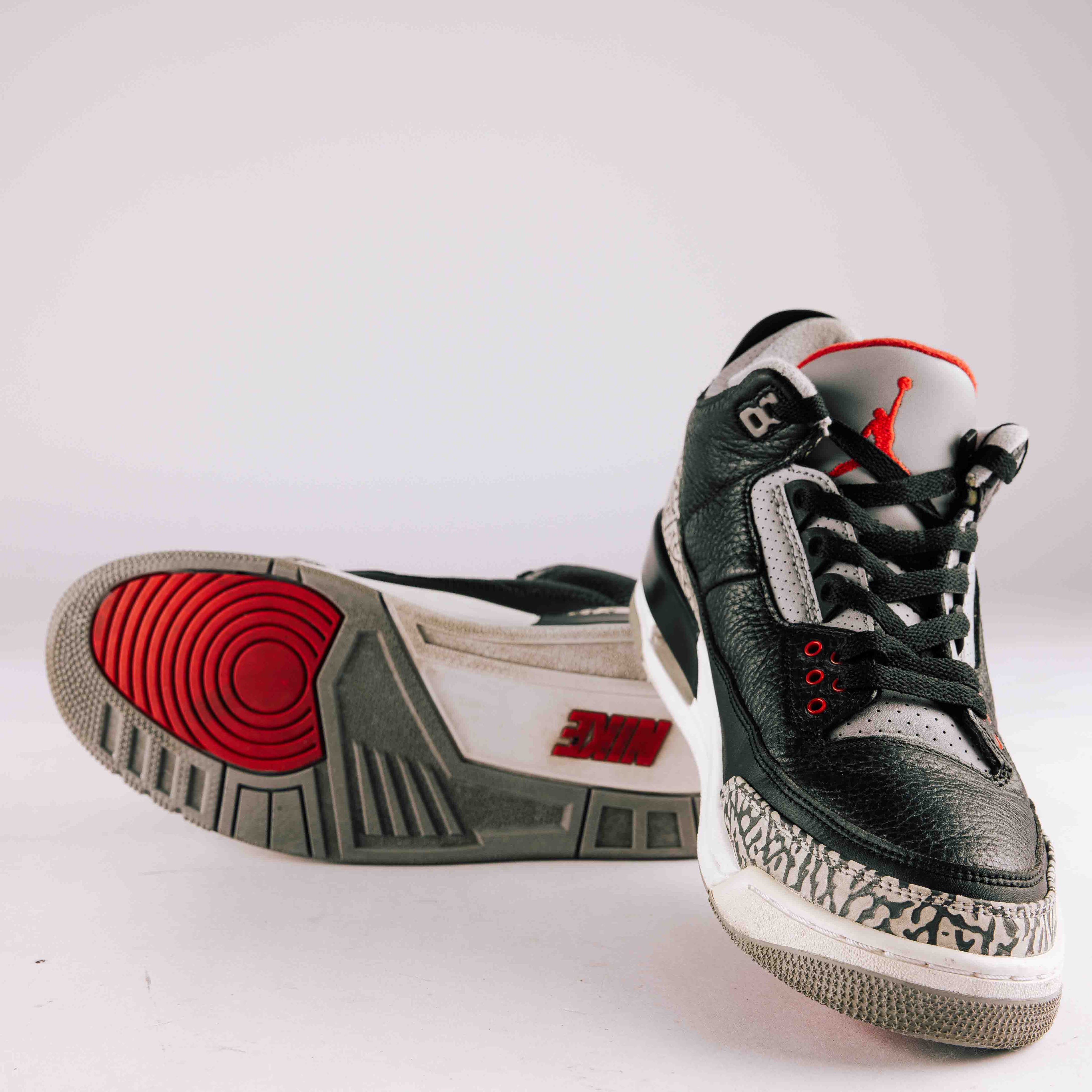 Jordan 3 Retro Black Cement (2018) - Used - 0470 - Common Hype