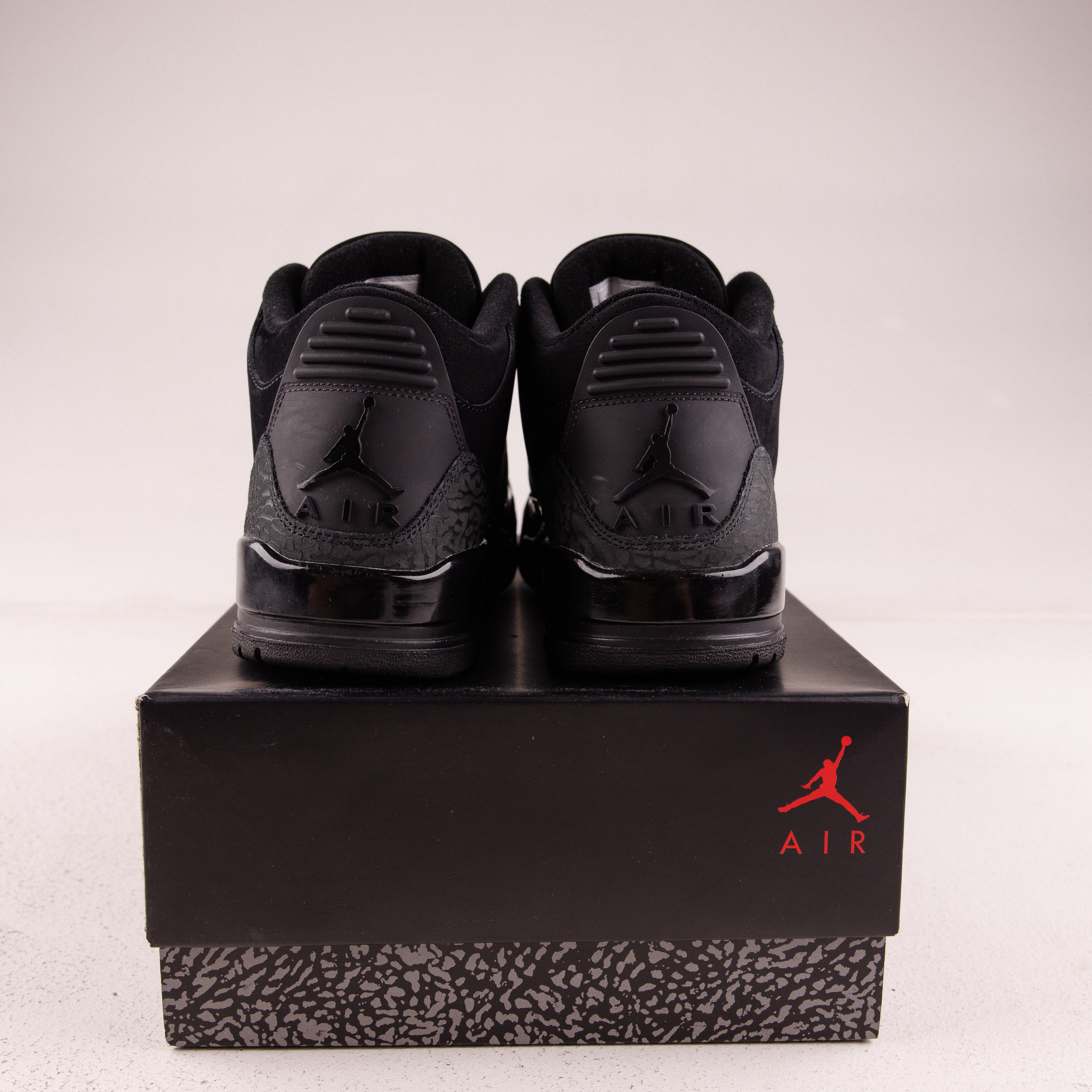 Jordan 3 Retro Black Cat (2025) - Used - 1744