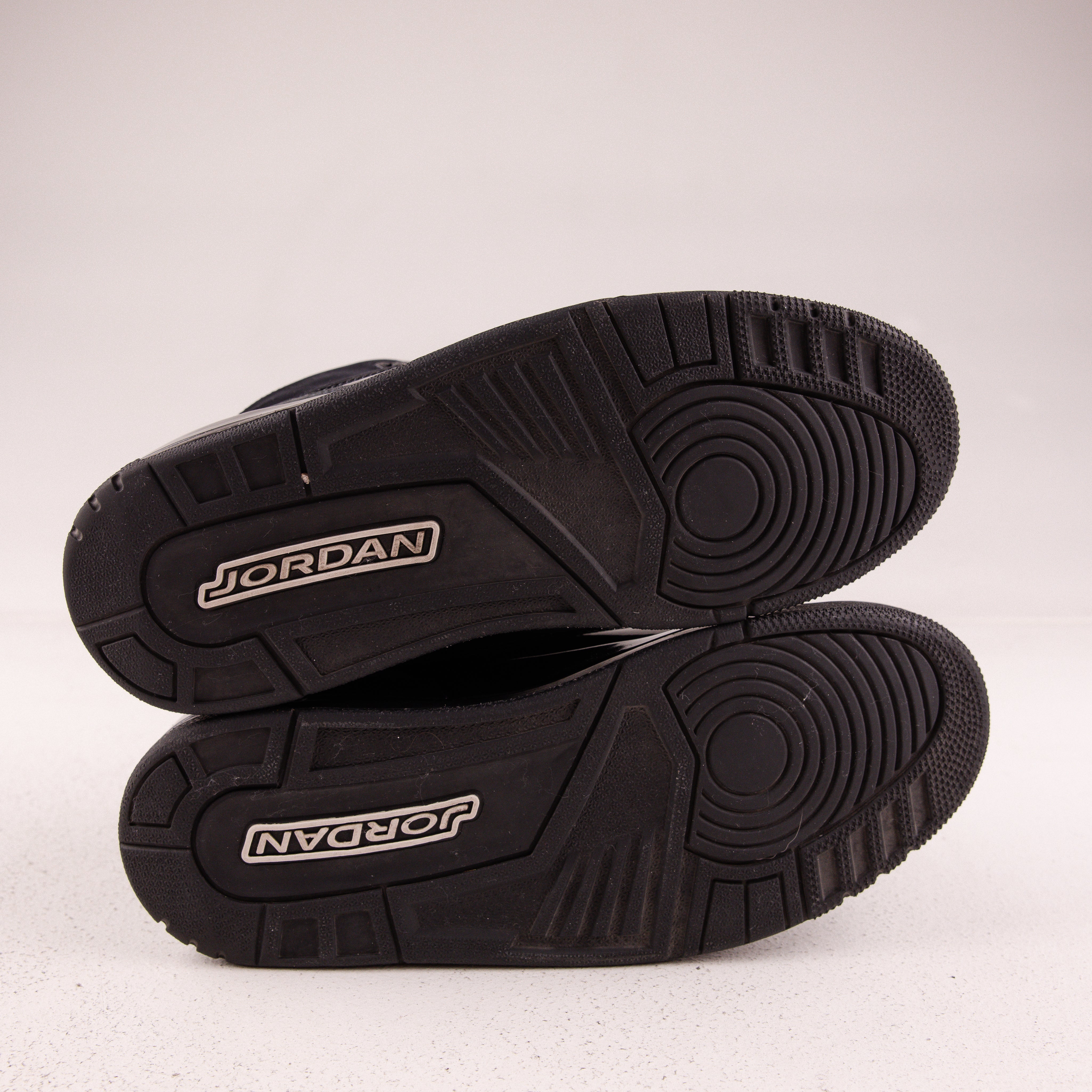Jordan 3 Retro Black Cat (2025) - Used - 1744