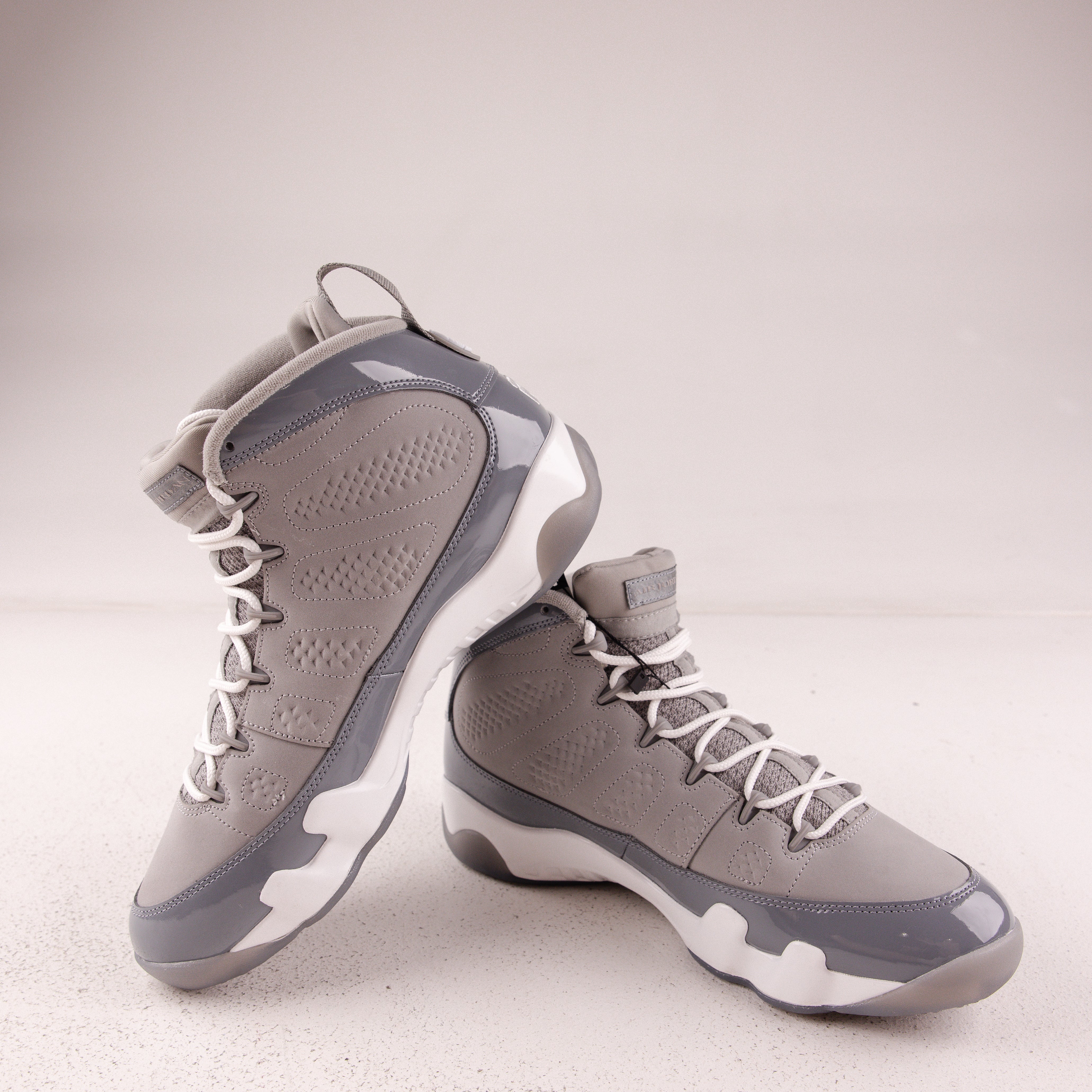 Jordan 9 Retro Cool Grey (2025) - Used - 3731 – Common Hype