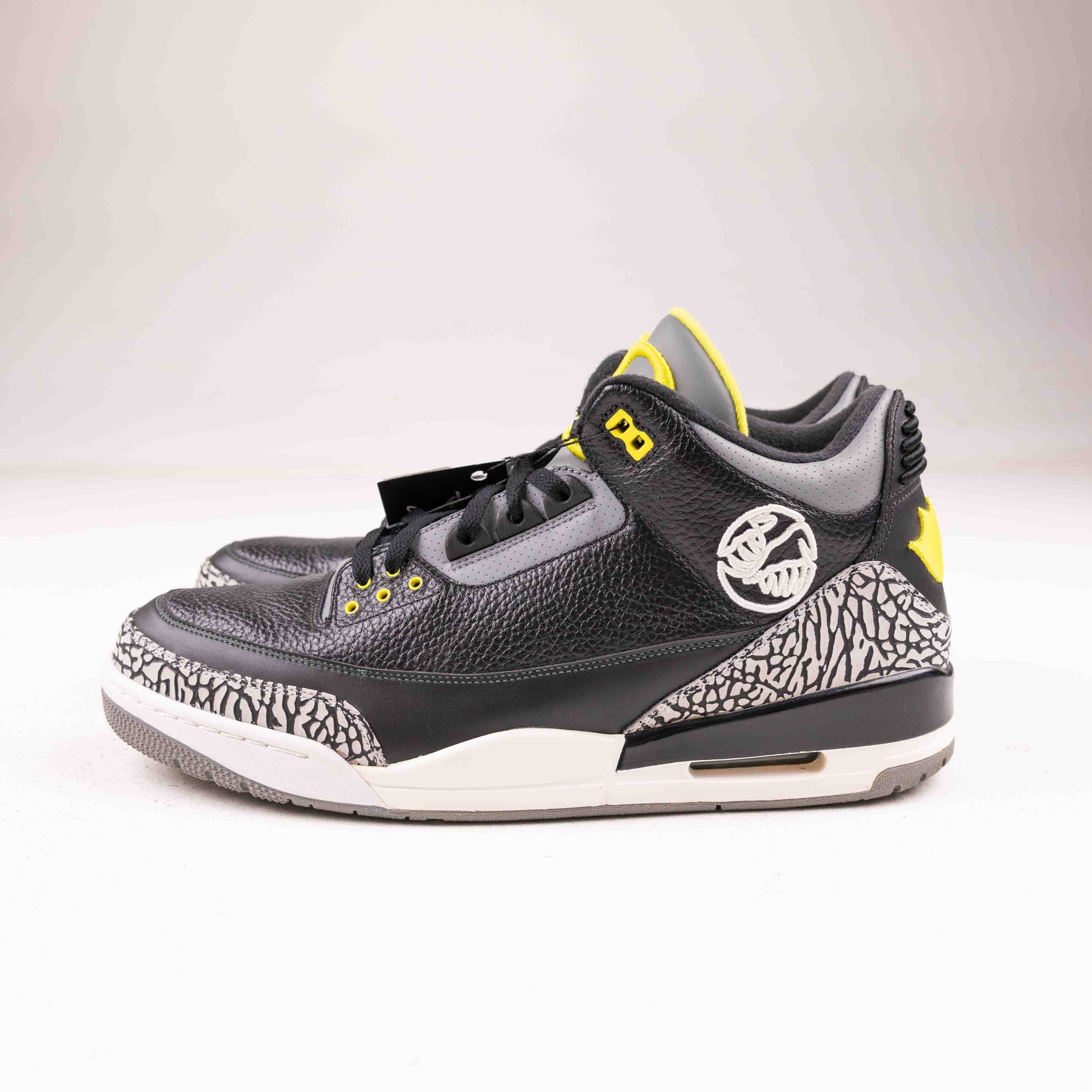 Jordan 3 Retro Oregon Ducks Pit Crew Black - Used - 1235 - Common Hype
