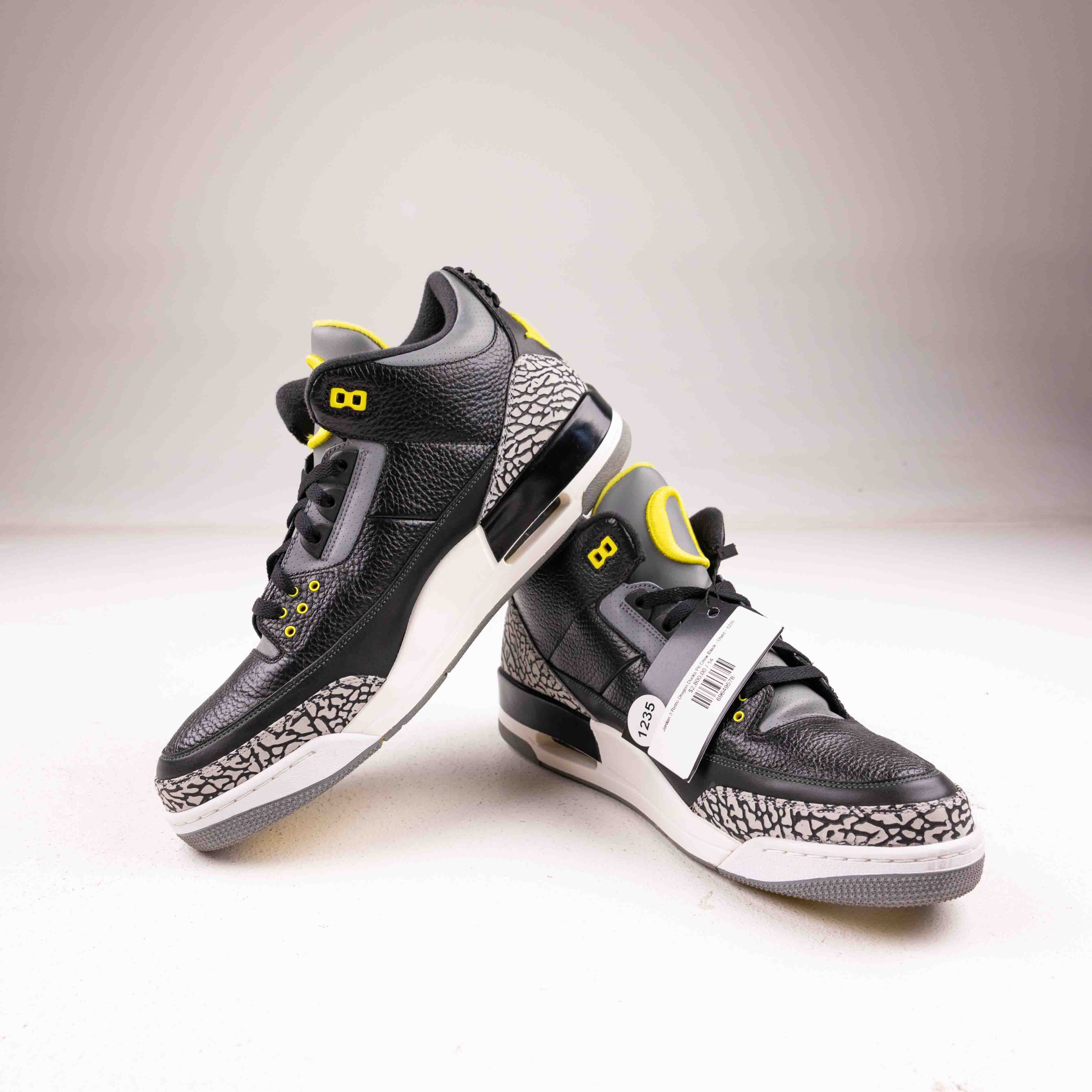 Jordan 3 Retro Oregon Ducks Pit Crew Black - Used - 1235 - Common Hype