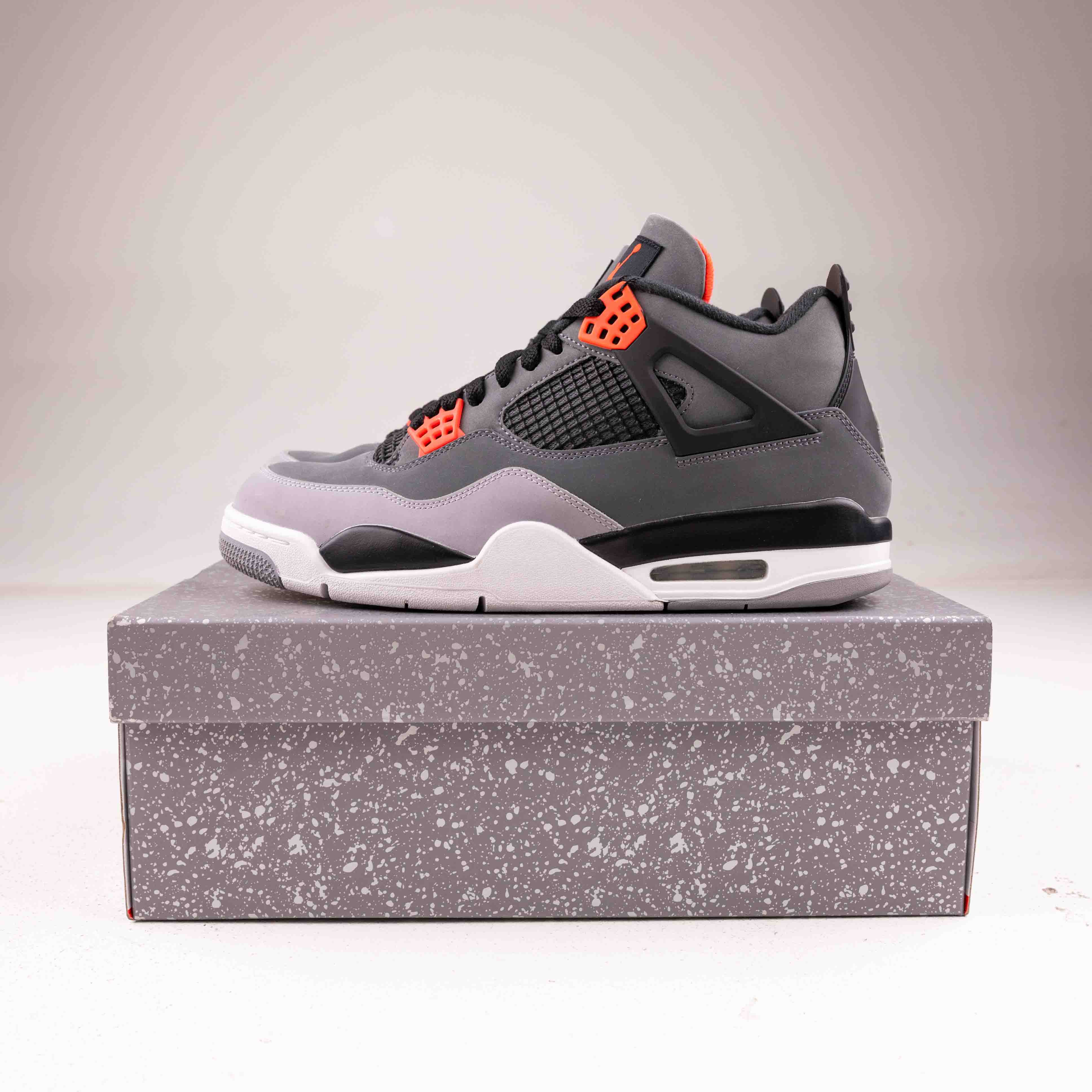 Jordan 4 Retro Infrared - Used - 1268 - Common Hype