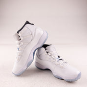 Jordan 11 Retro Legend Blue (2024) - Used - 3724
