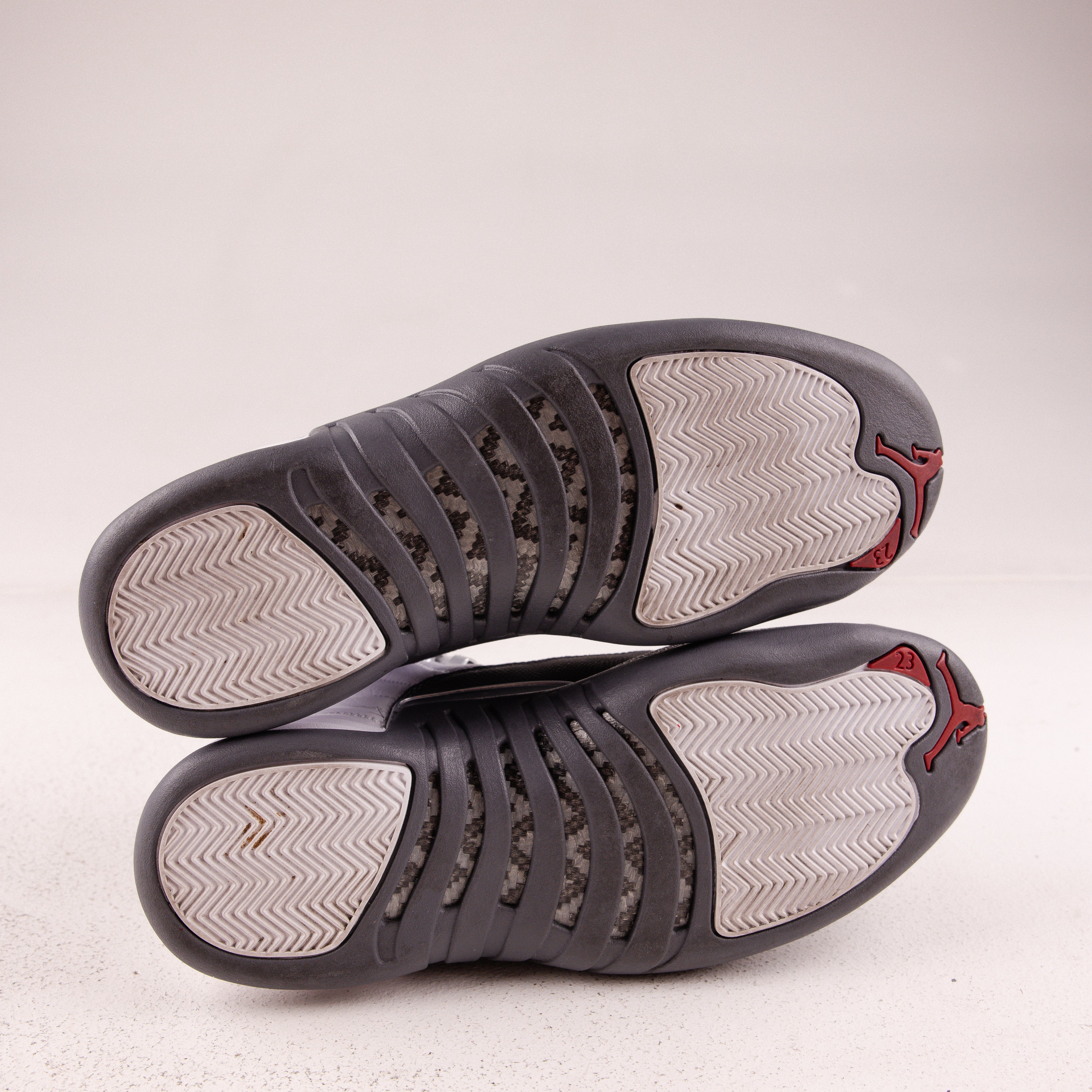 Jordan 12 Retro White Dark Grey - Used - 3730
